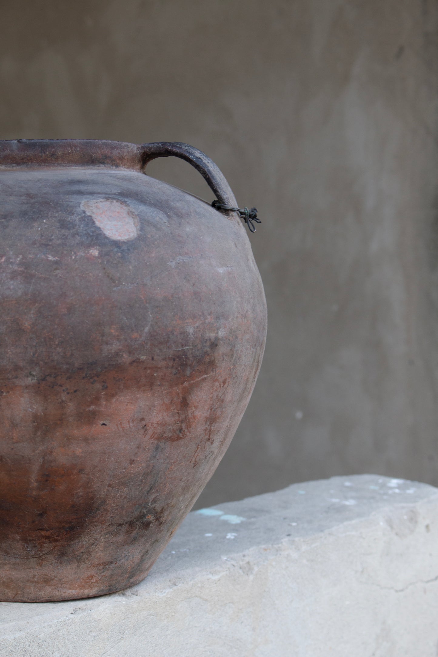 antique signature pot #8