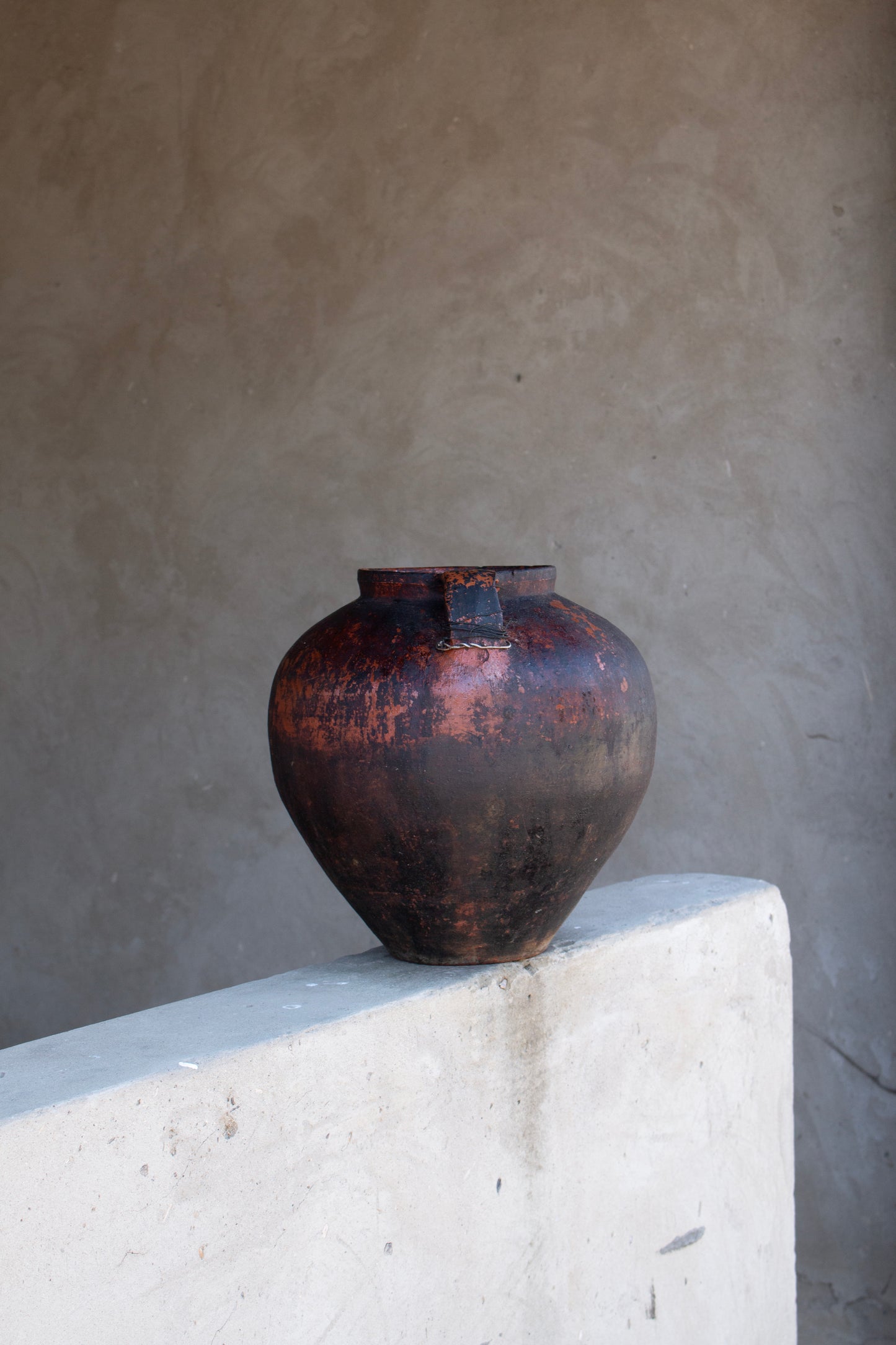 antique signature pot #10