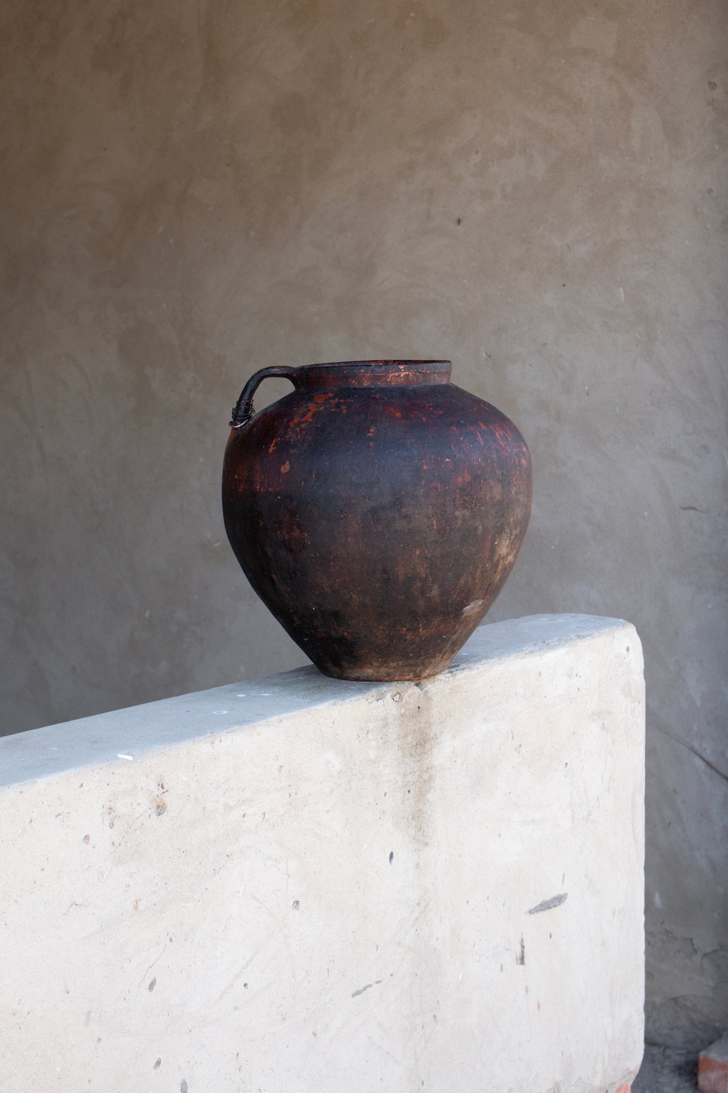 antique signature pot #10