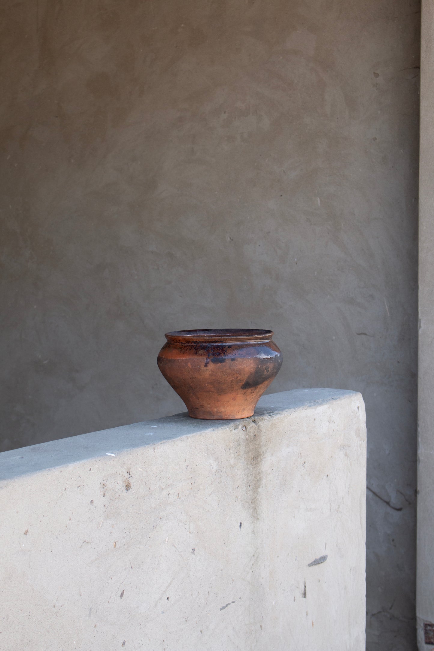 antique signature pot #11