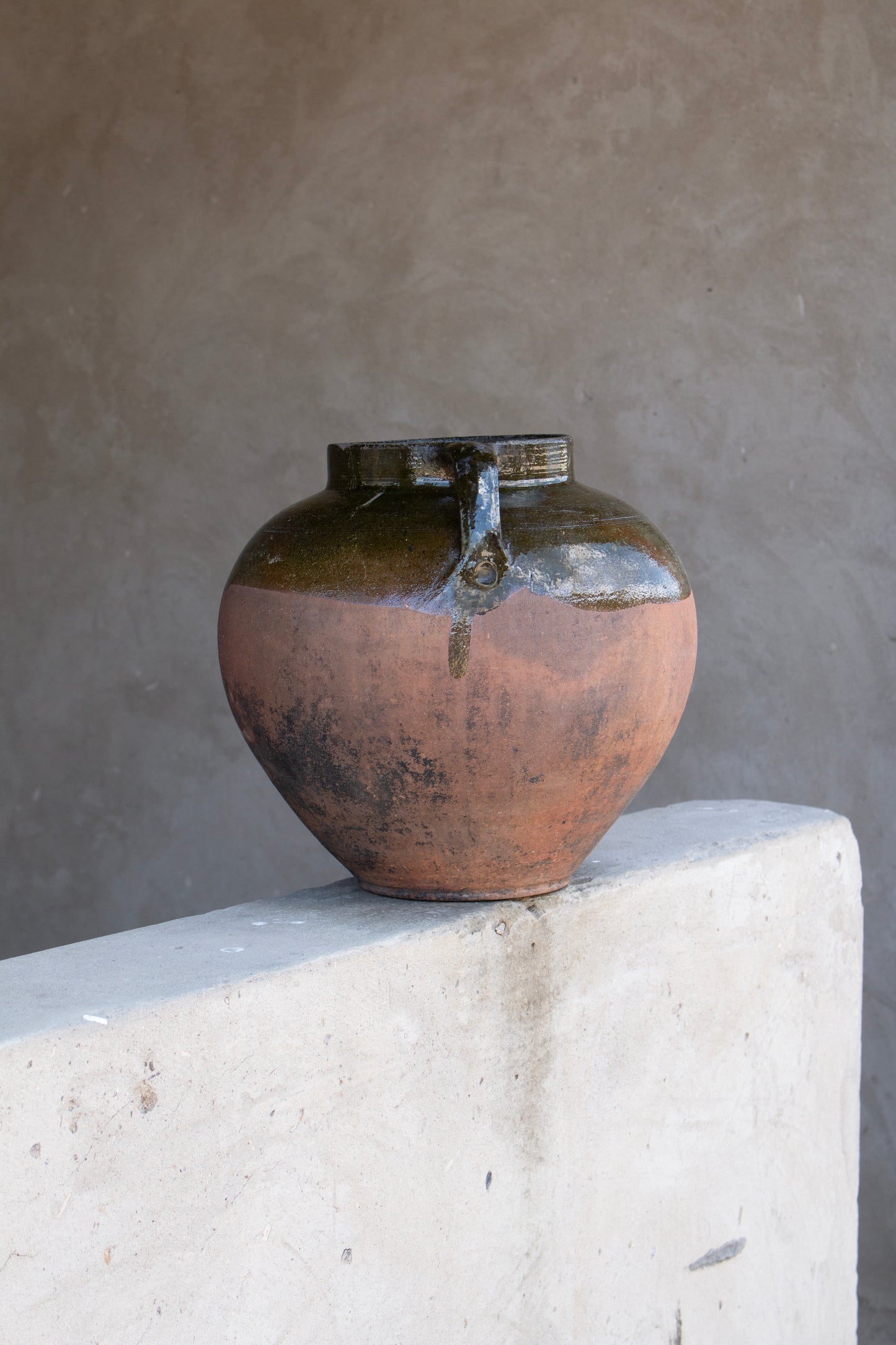 antique signature pot #12