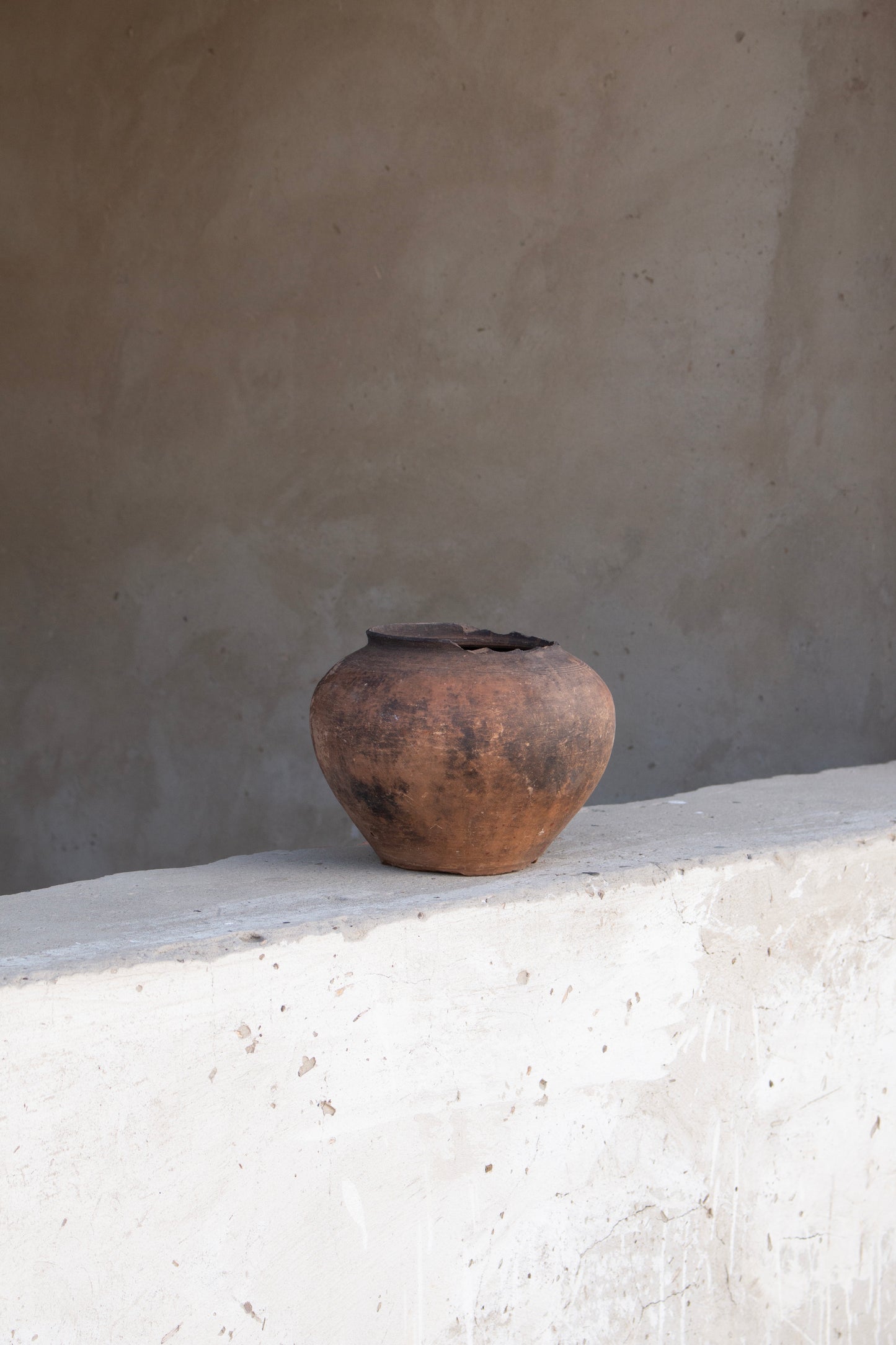 antique signature pot #15