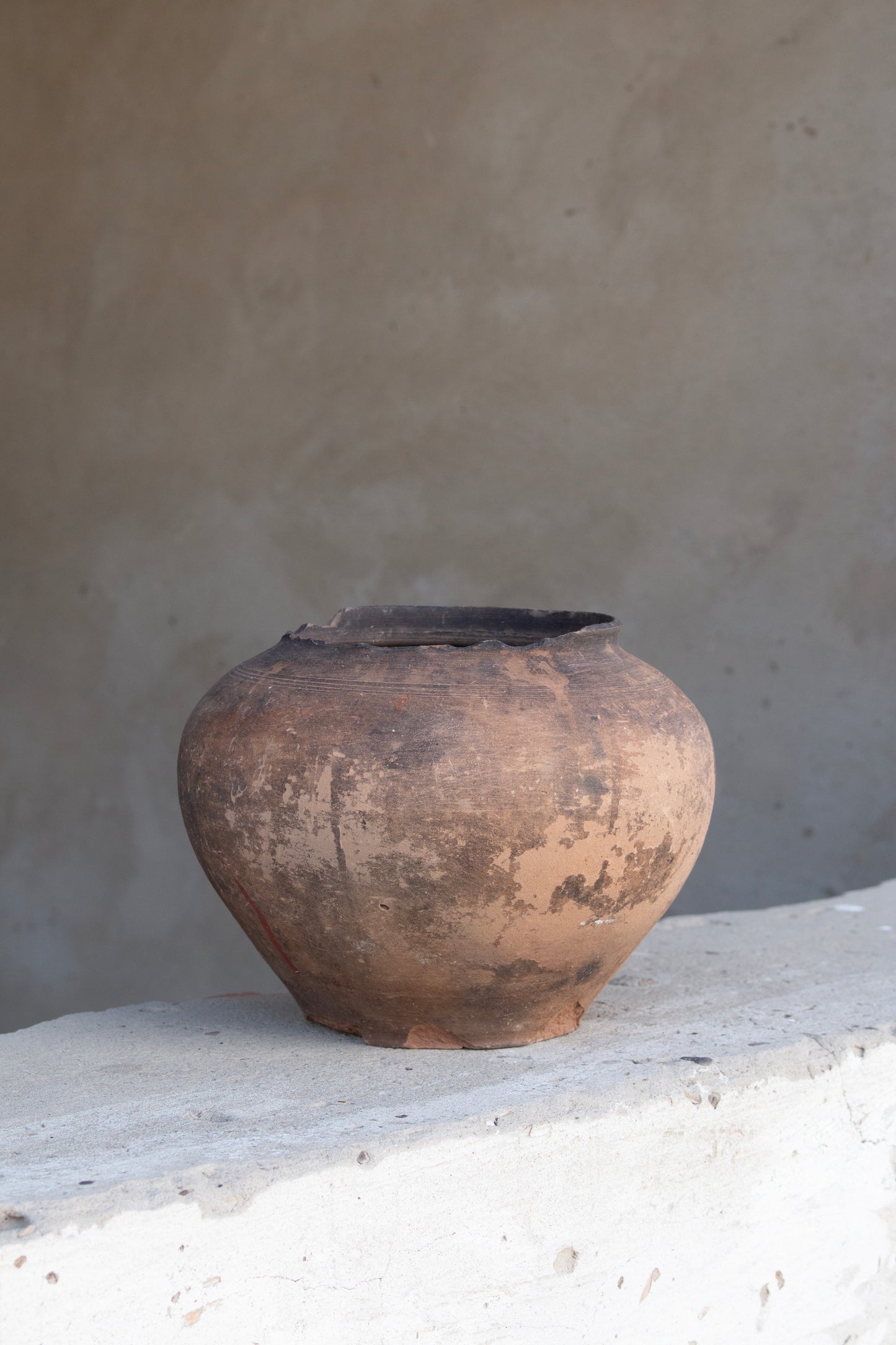 antique signature pot #15