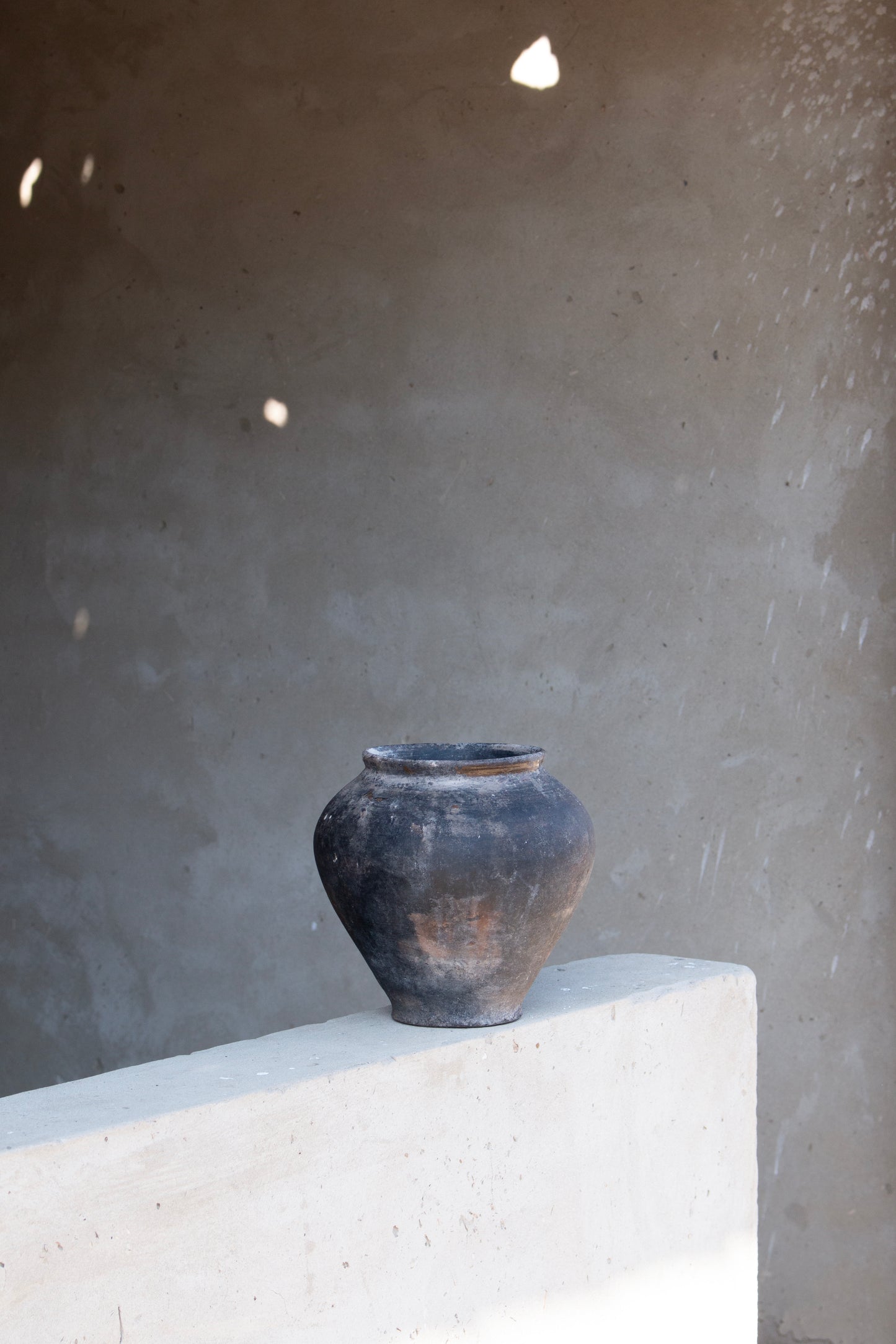 antique signature pot #16