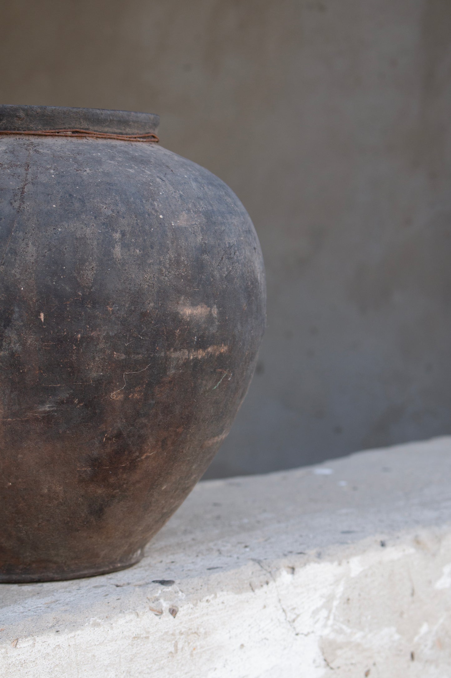 antique signature pot #18