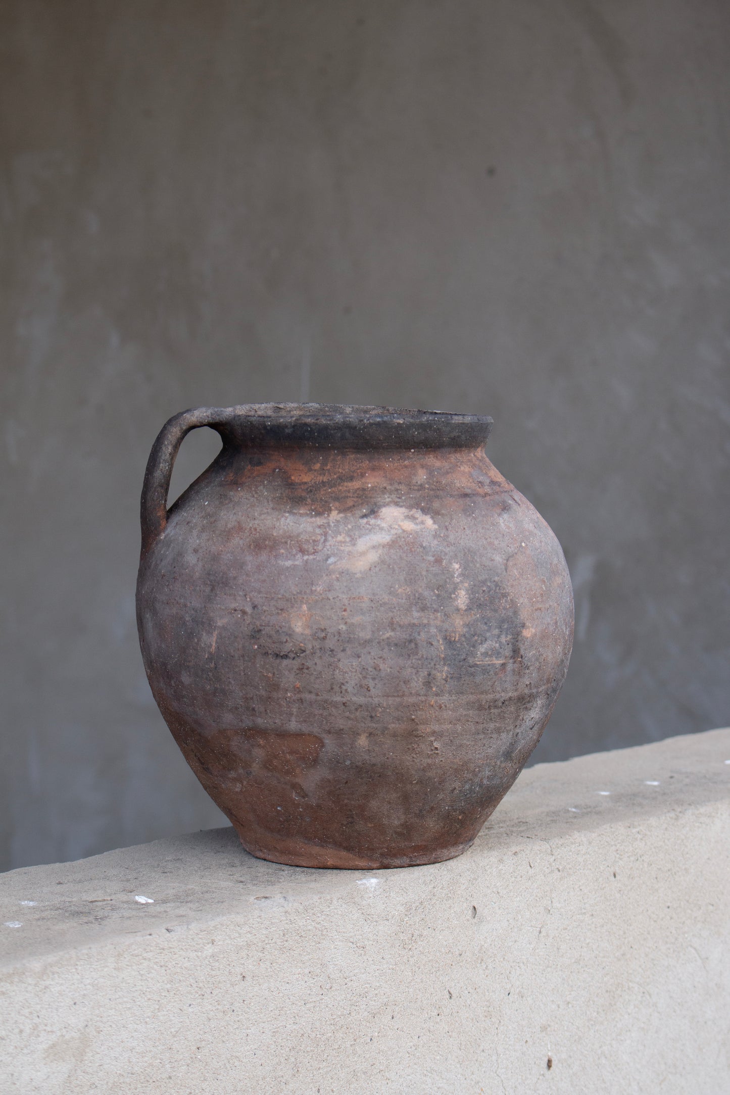 antique signature pot #19