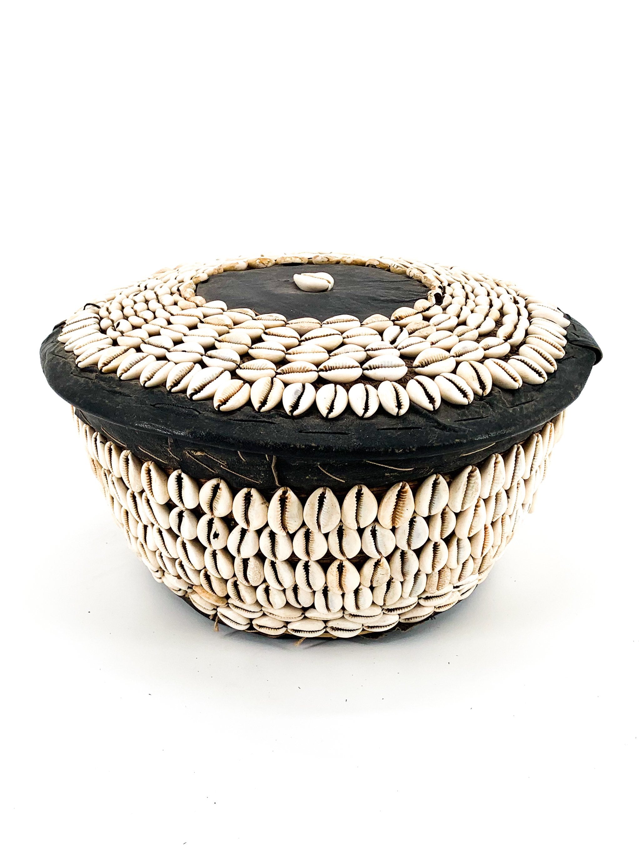 Cowrie shell bowl with lid