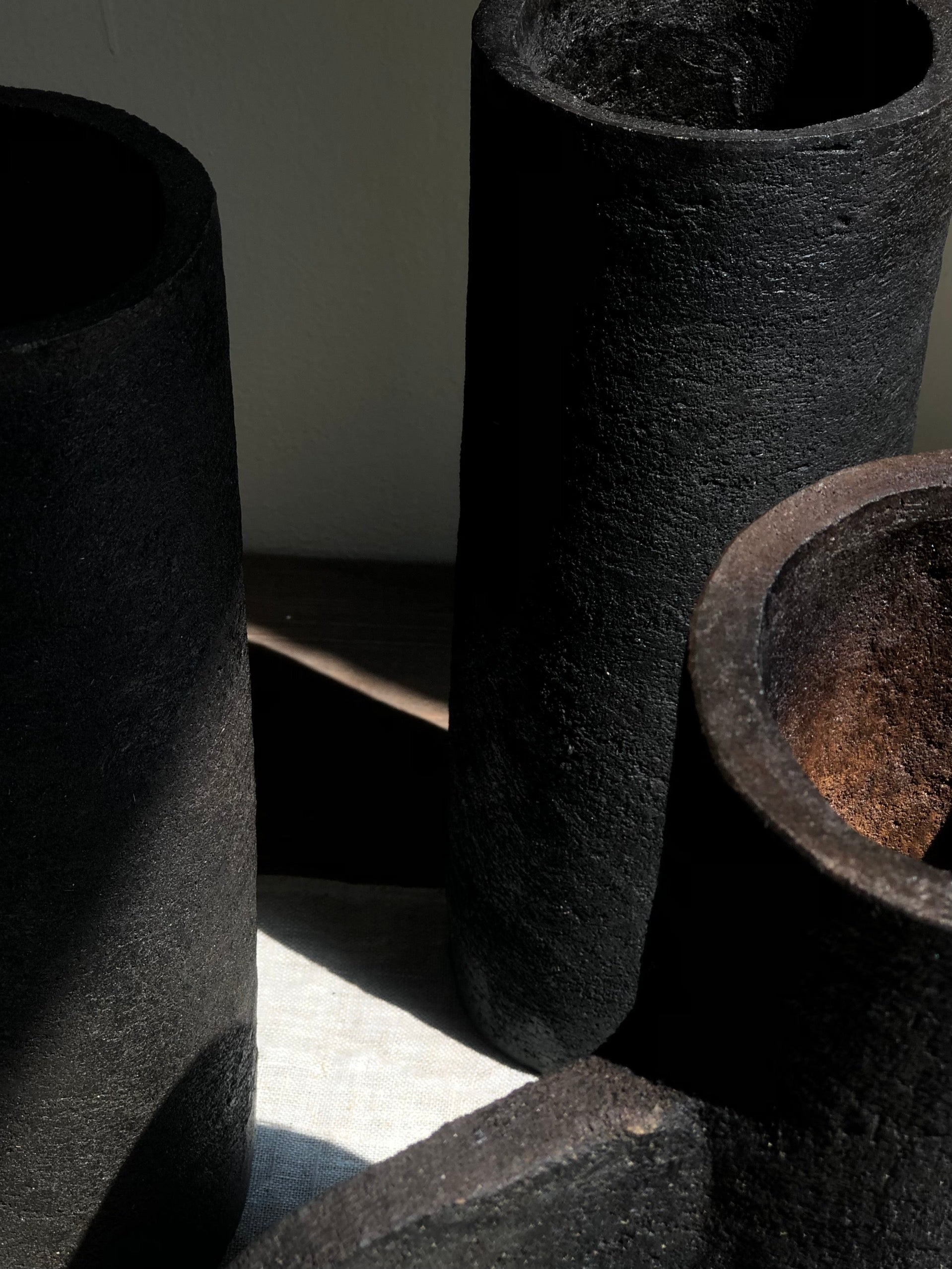 Vietnamese cylinder vase with handle