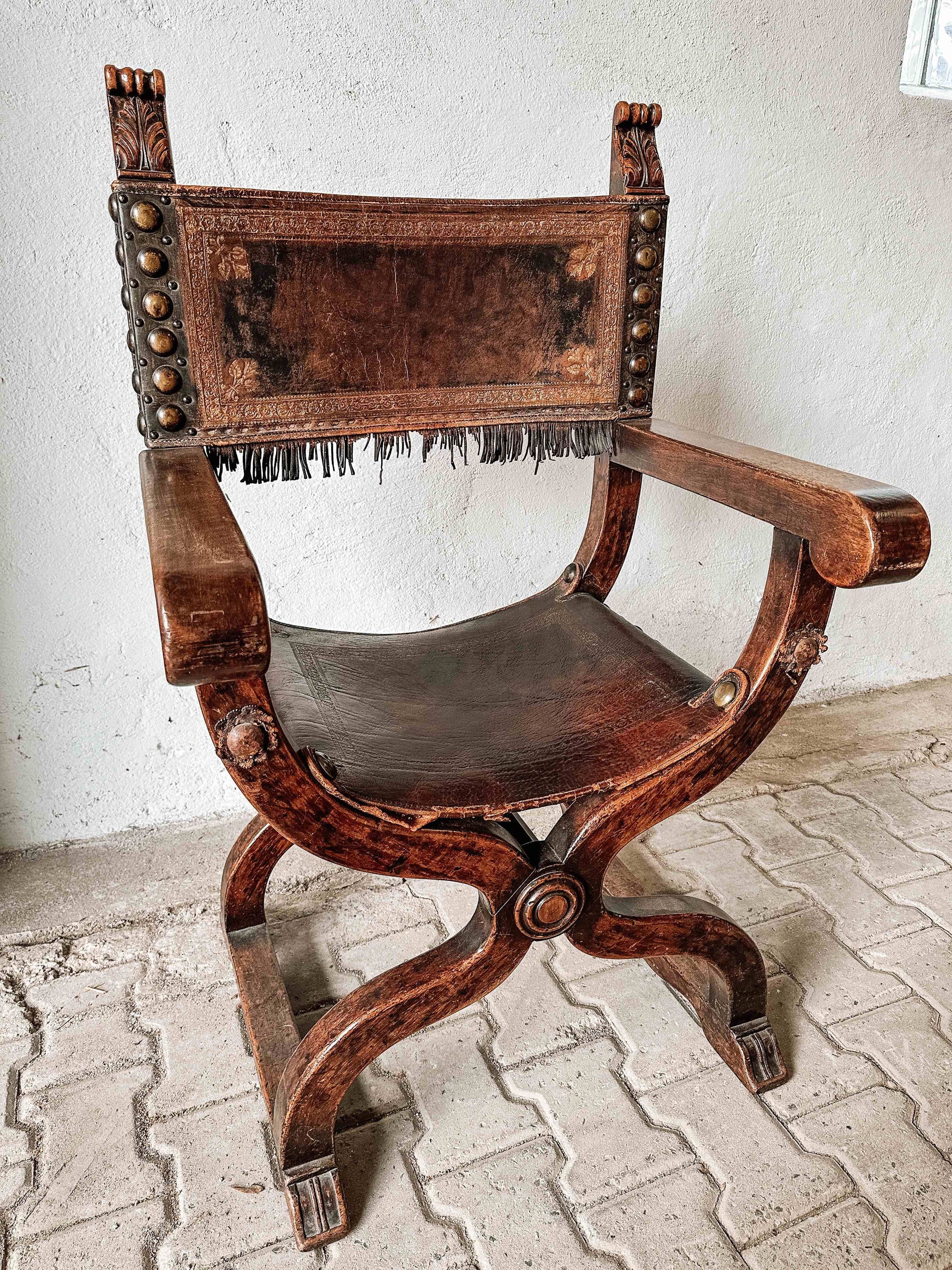 The vintage director's chair