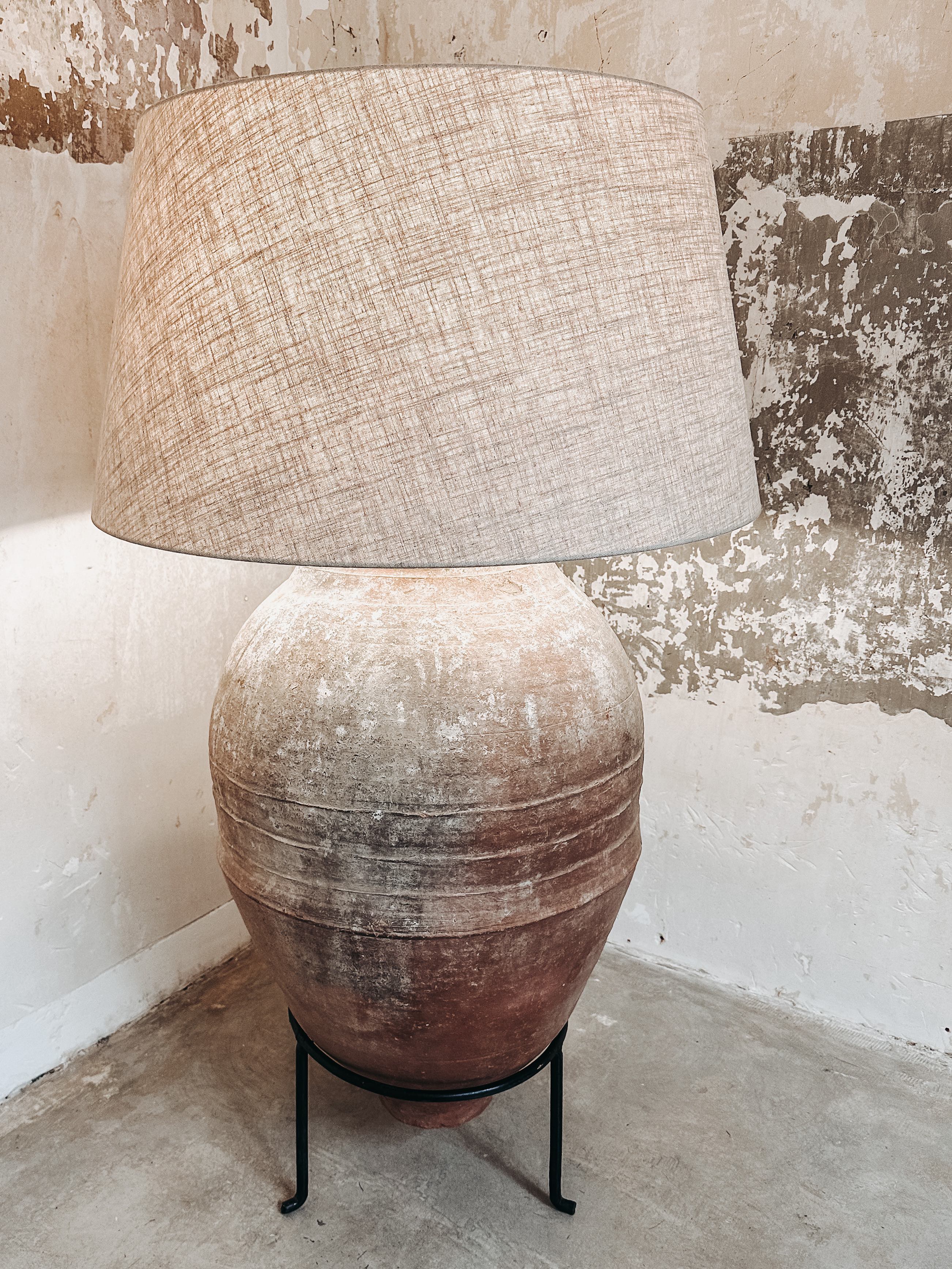 floor lamp antique olive pot & linen