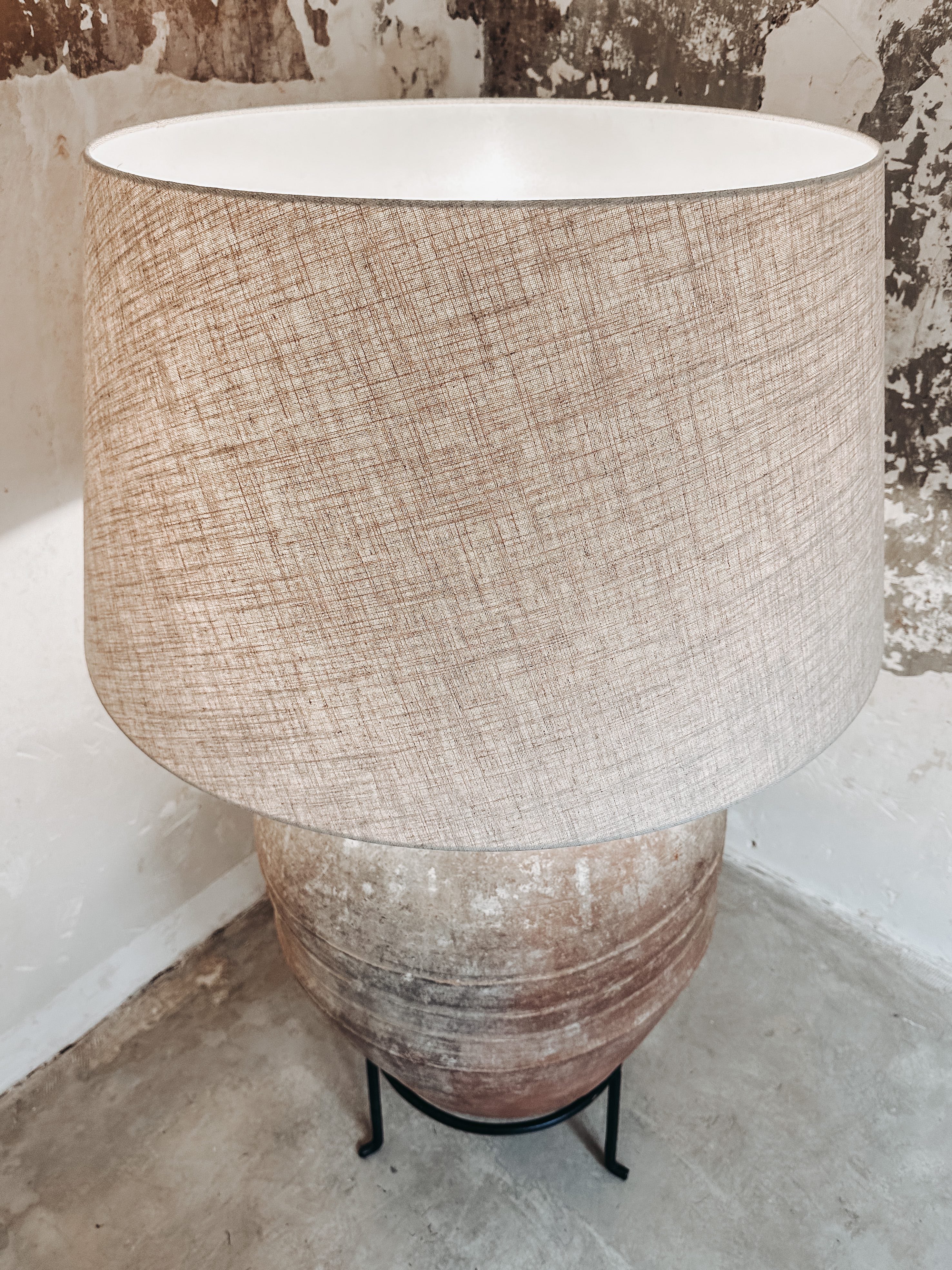 floor lamp antique olive pot & linen