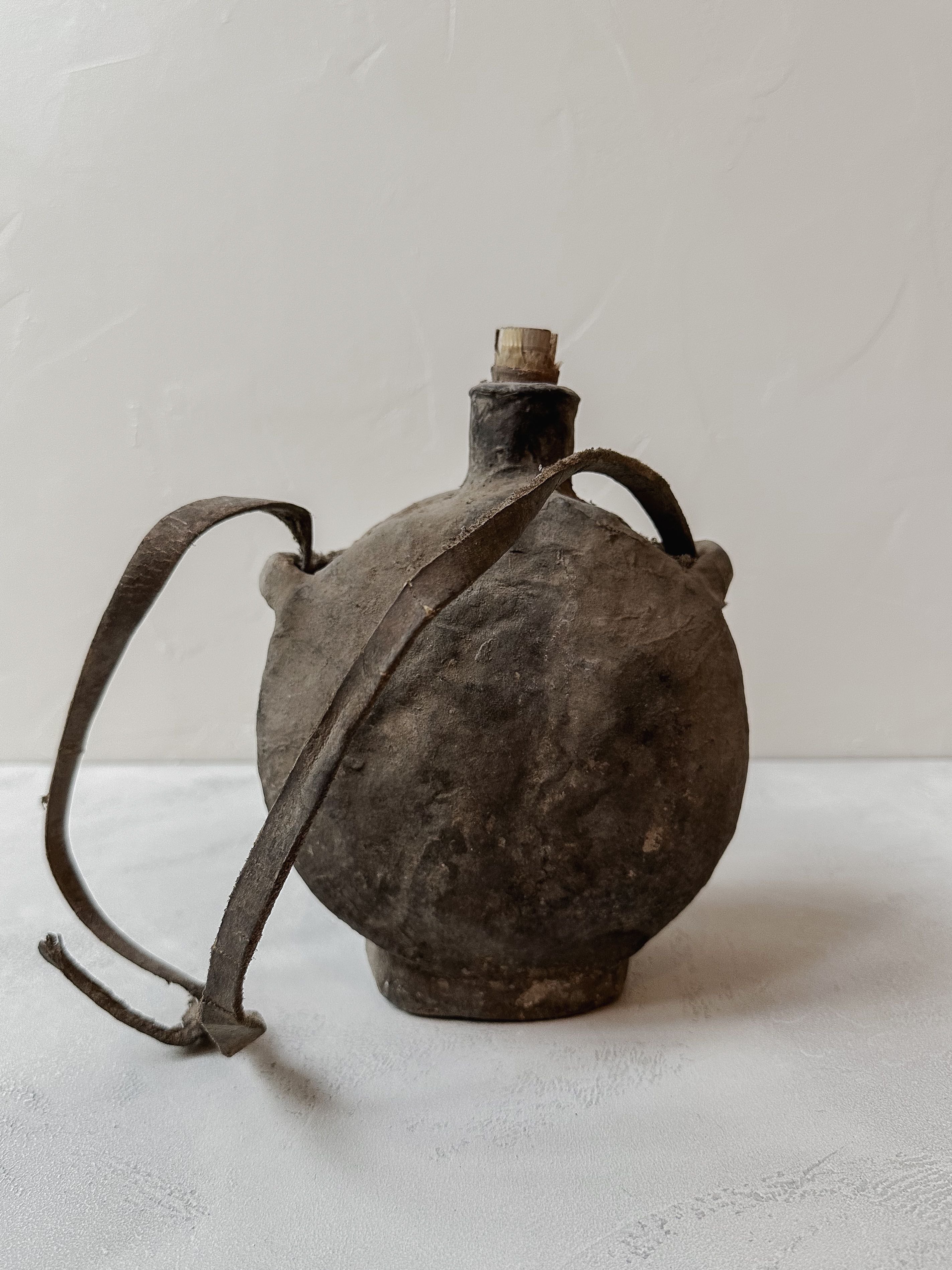 Alte Lederflasche #5