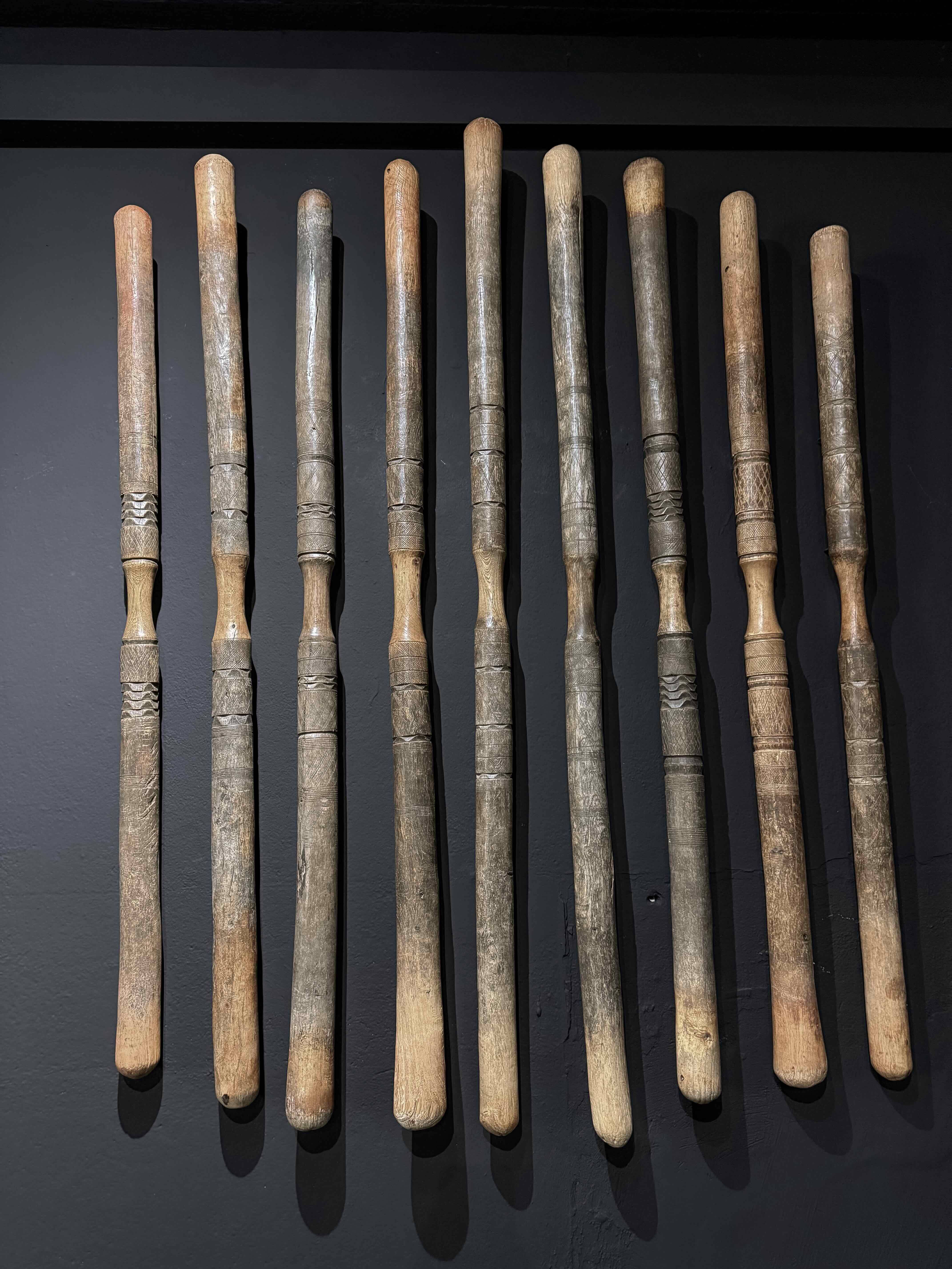 wooden pylon set Niger