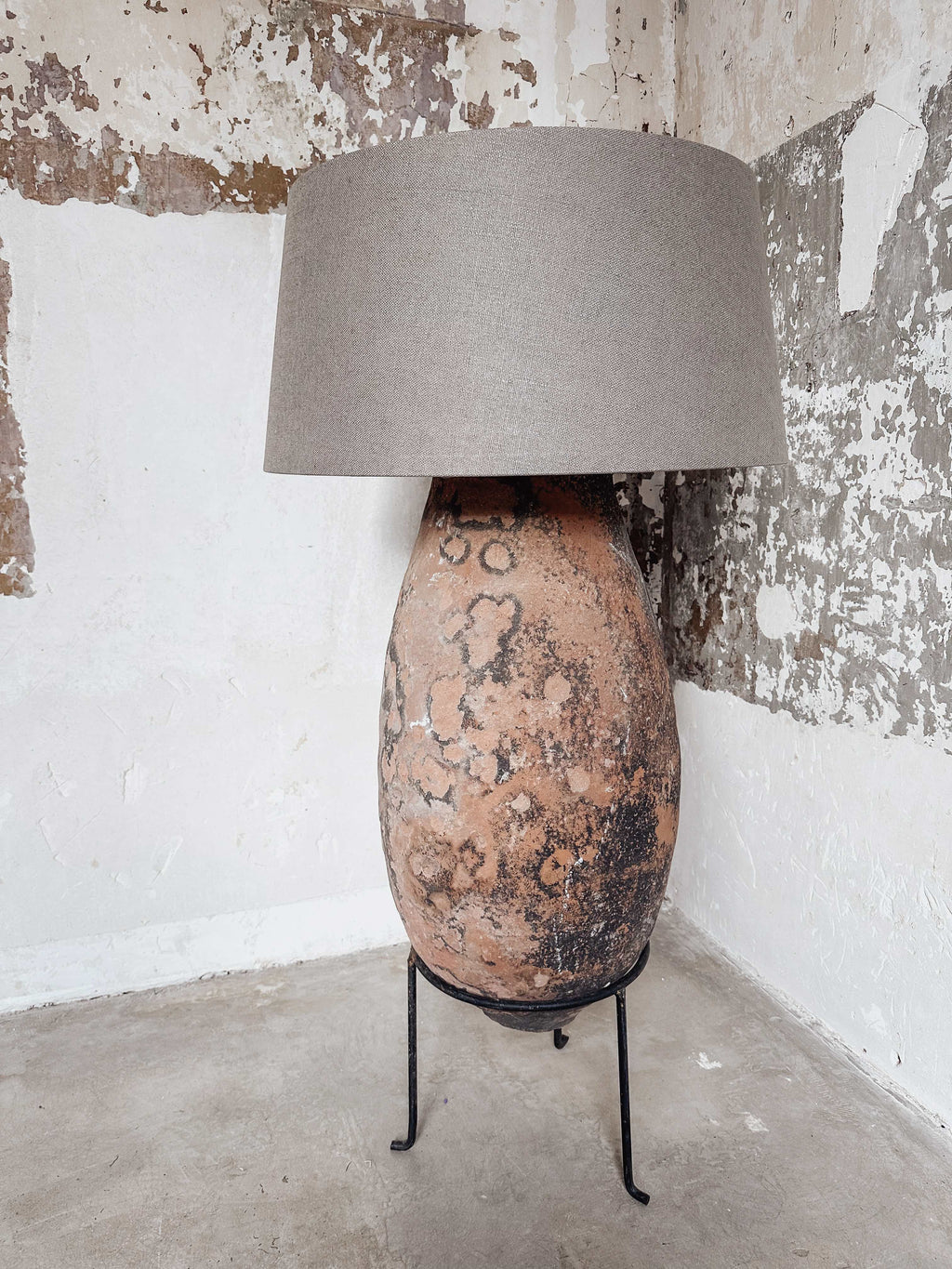 floor lamp antique olive pot & linen #2