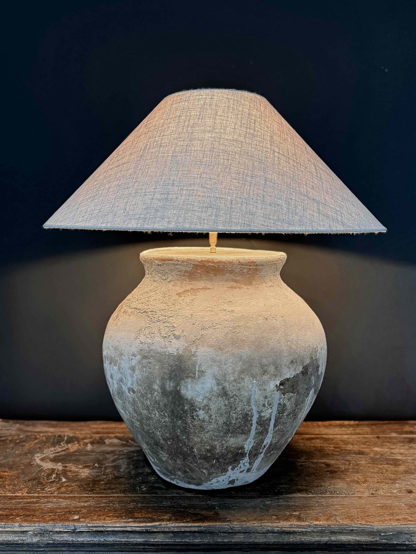 antique vessel lamp – Indonesia No. 2