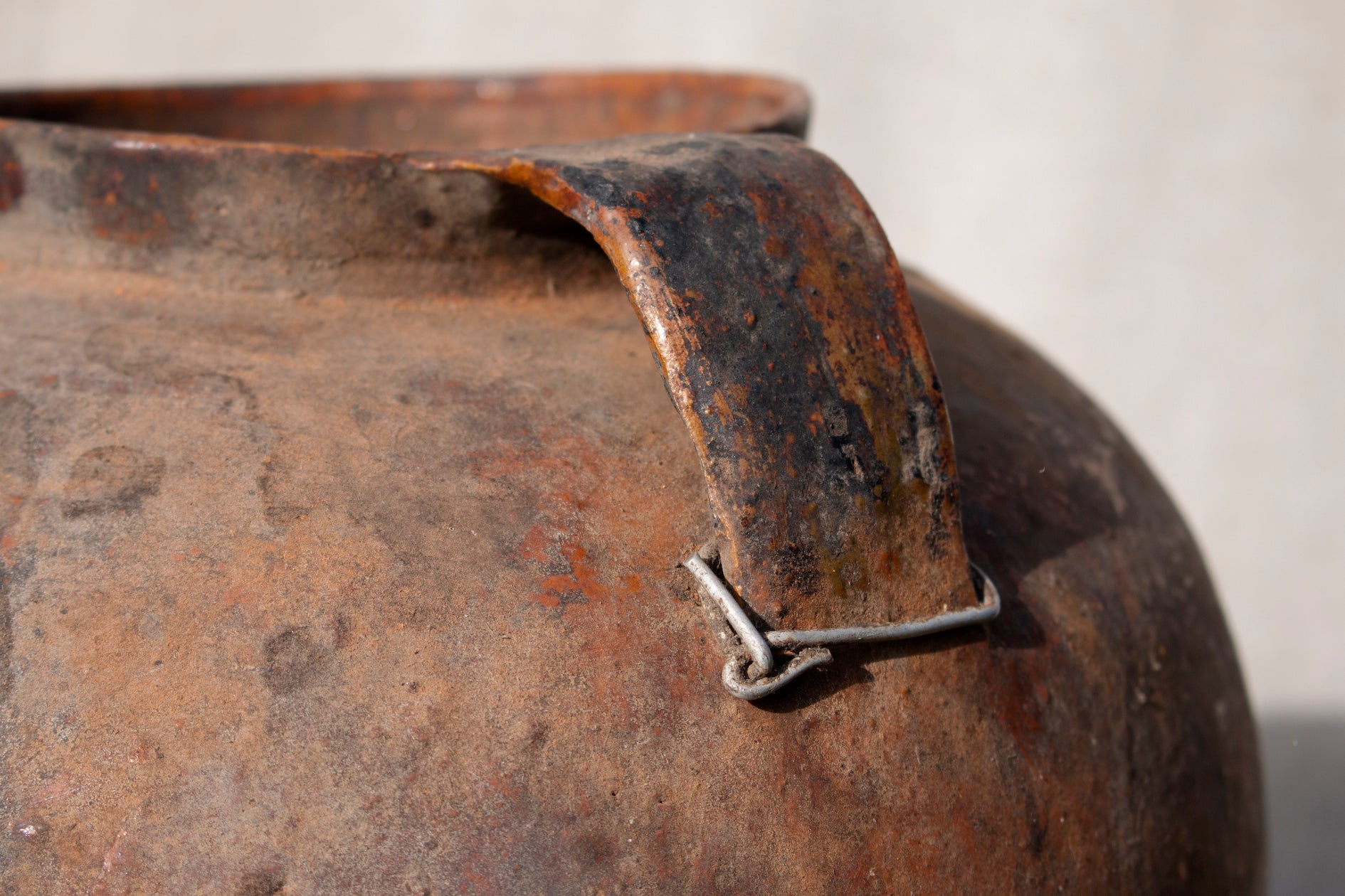 antique Ukraine pot #4