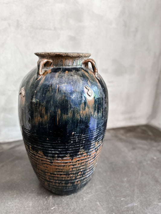 old Chinese urn vase