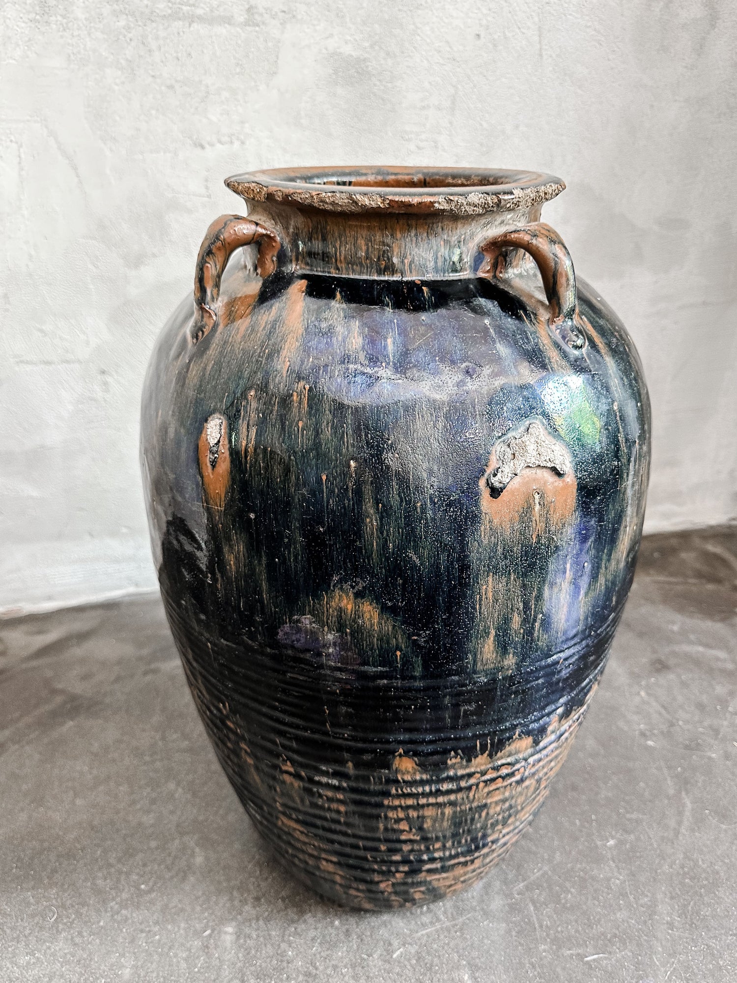 old Chinese urn vase