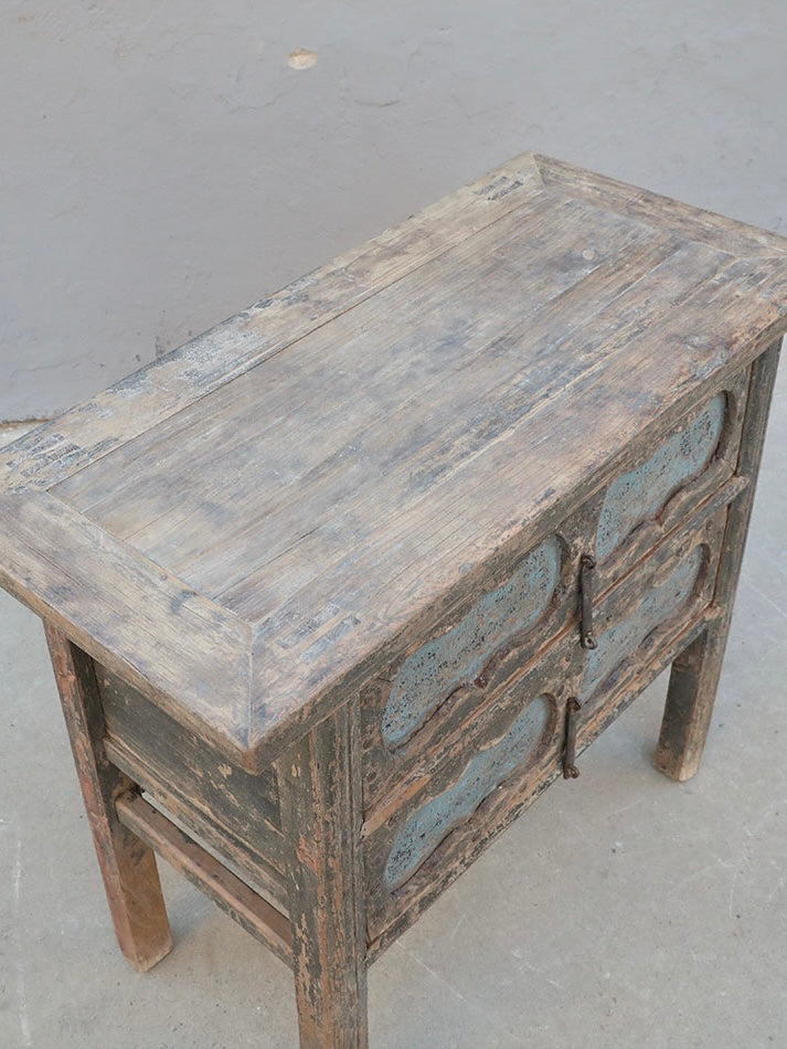 console table hint of blue