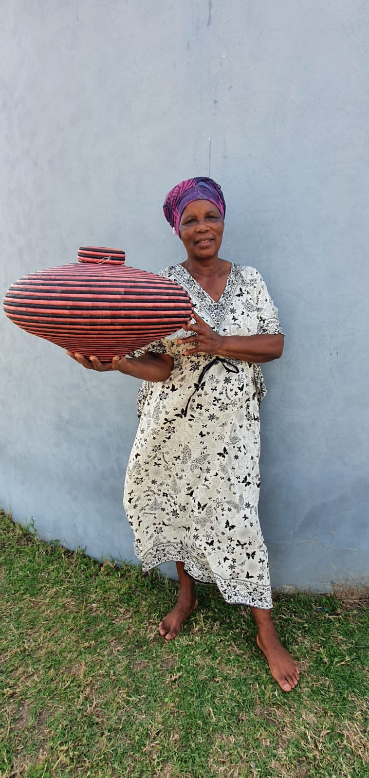 Zulu Basket by Beauty Ngxongo