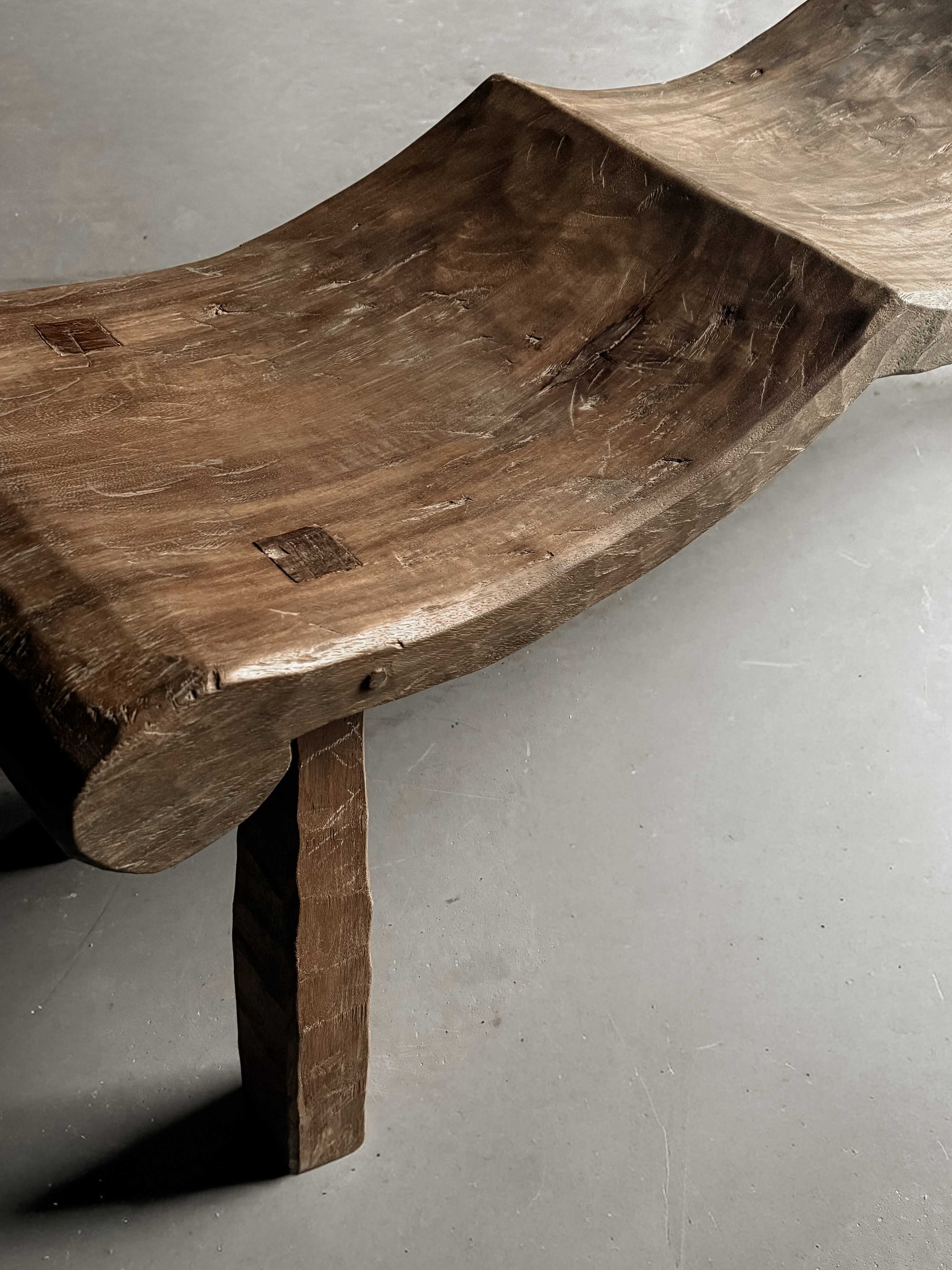 the contour bench