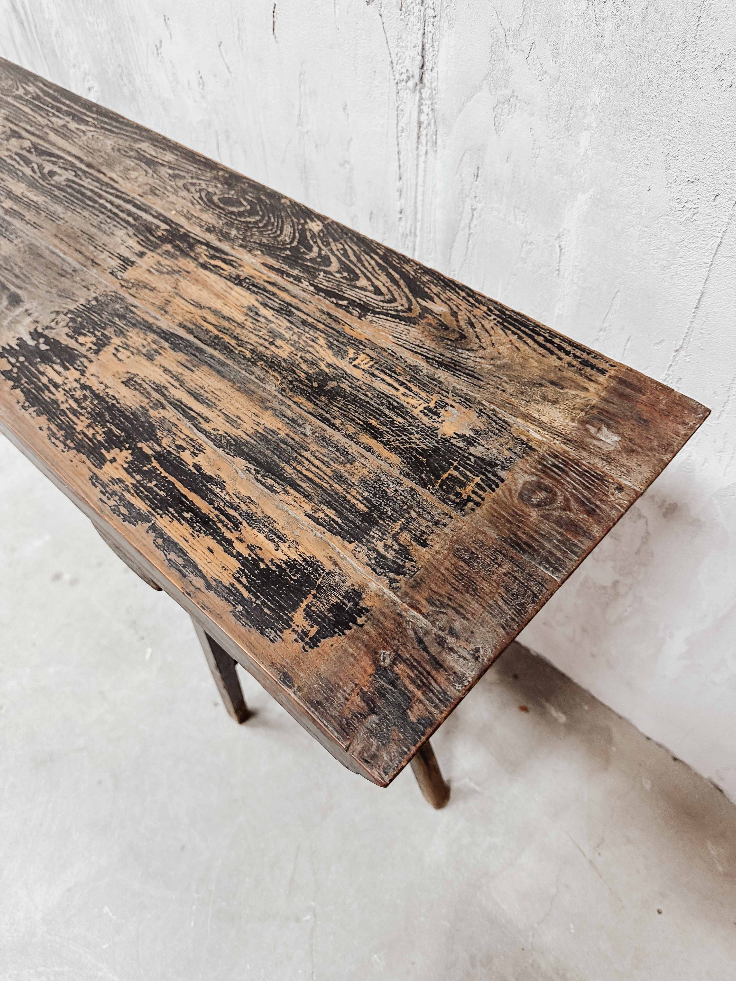 The antique Chinese painting table