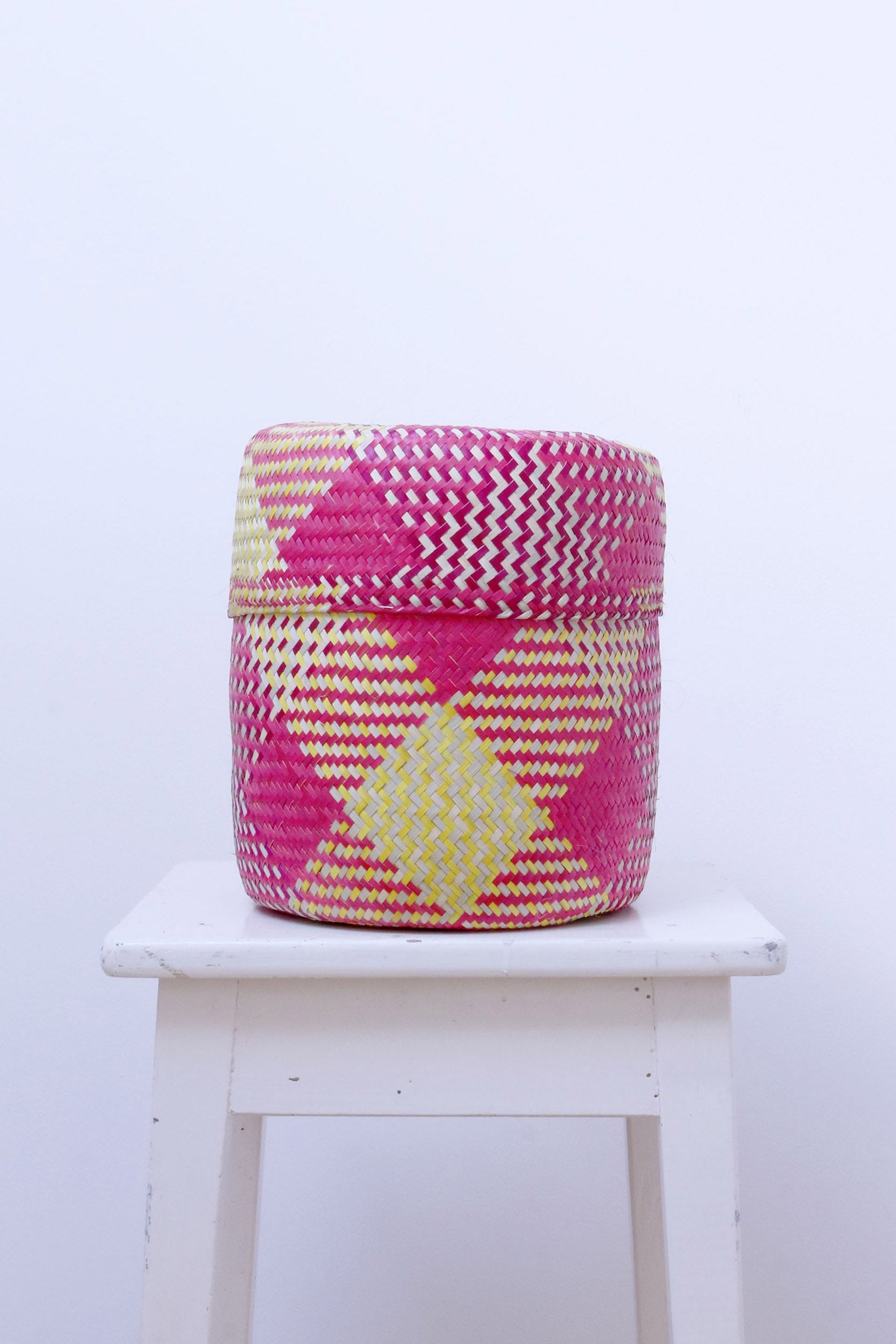 handwoven palm baskets, set of 5 yellow-red