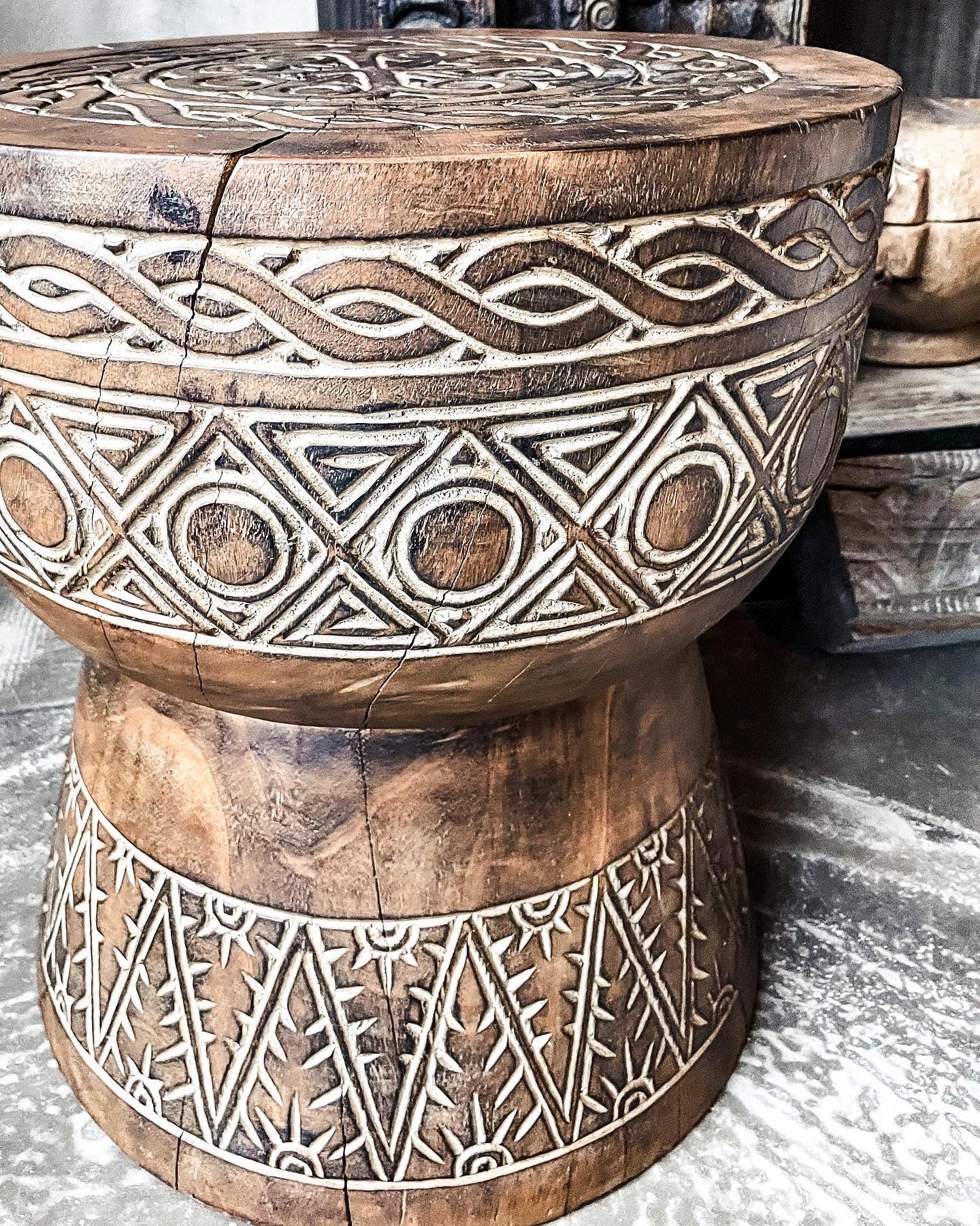 Side table Tribal