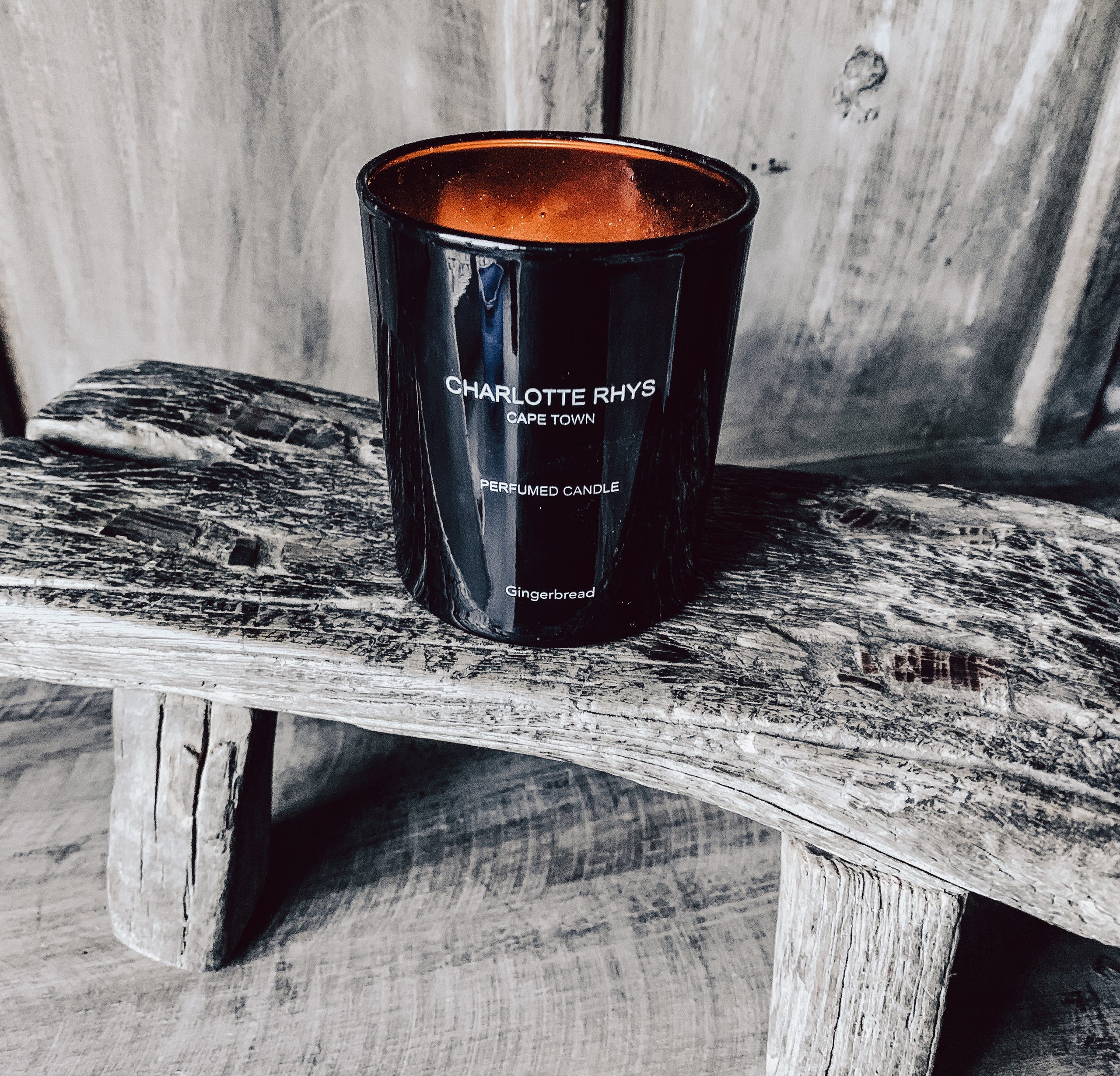 Gingerbread scented candle