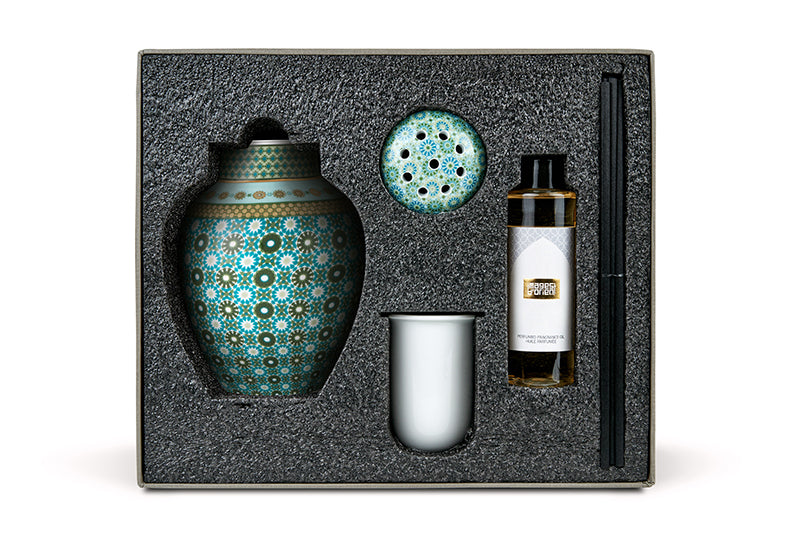 Fragrance diffuser porcelain