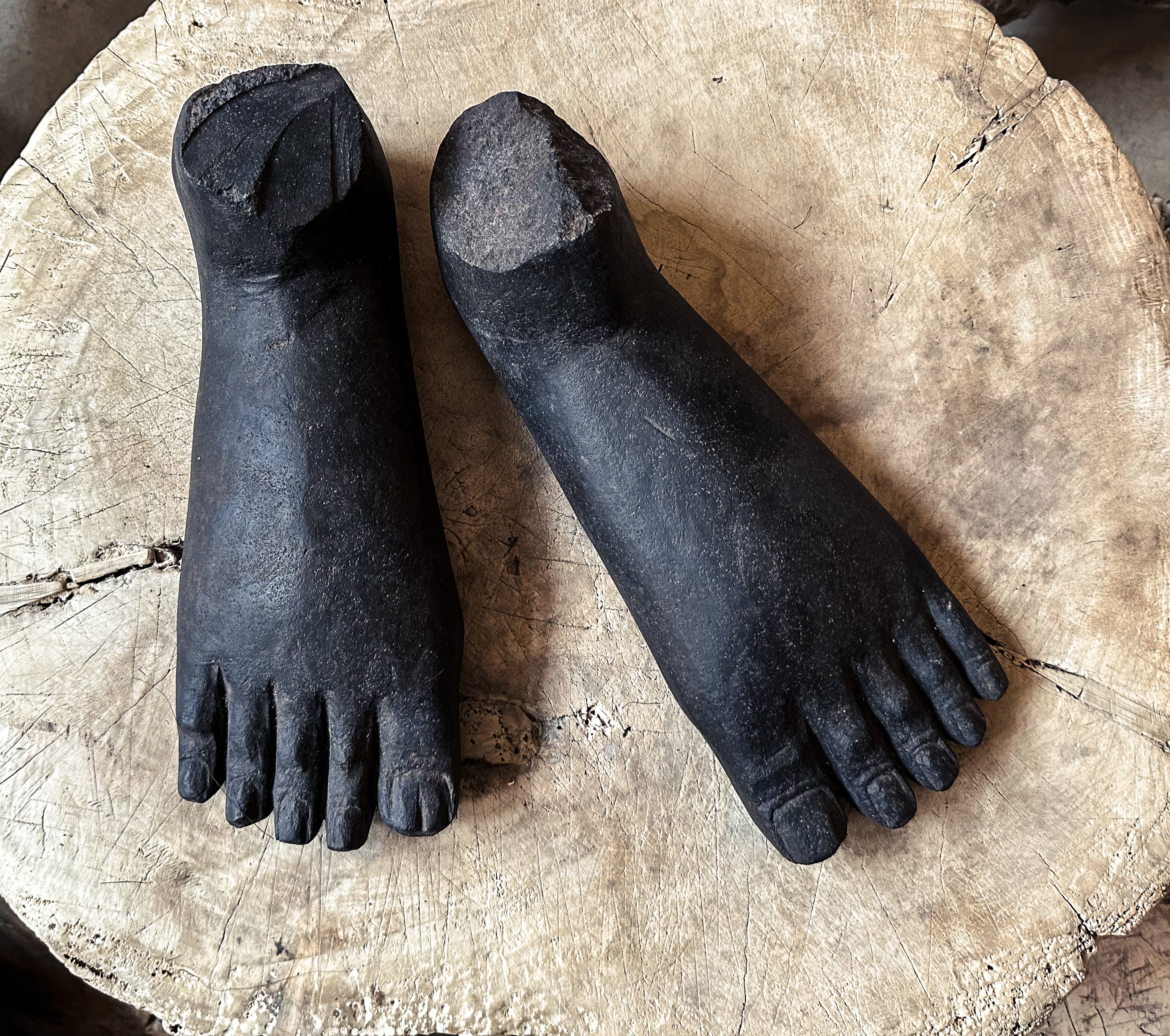 Buddha feet