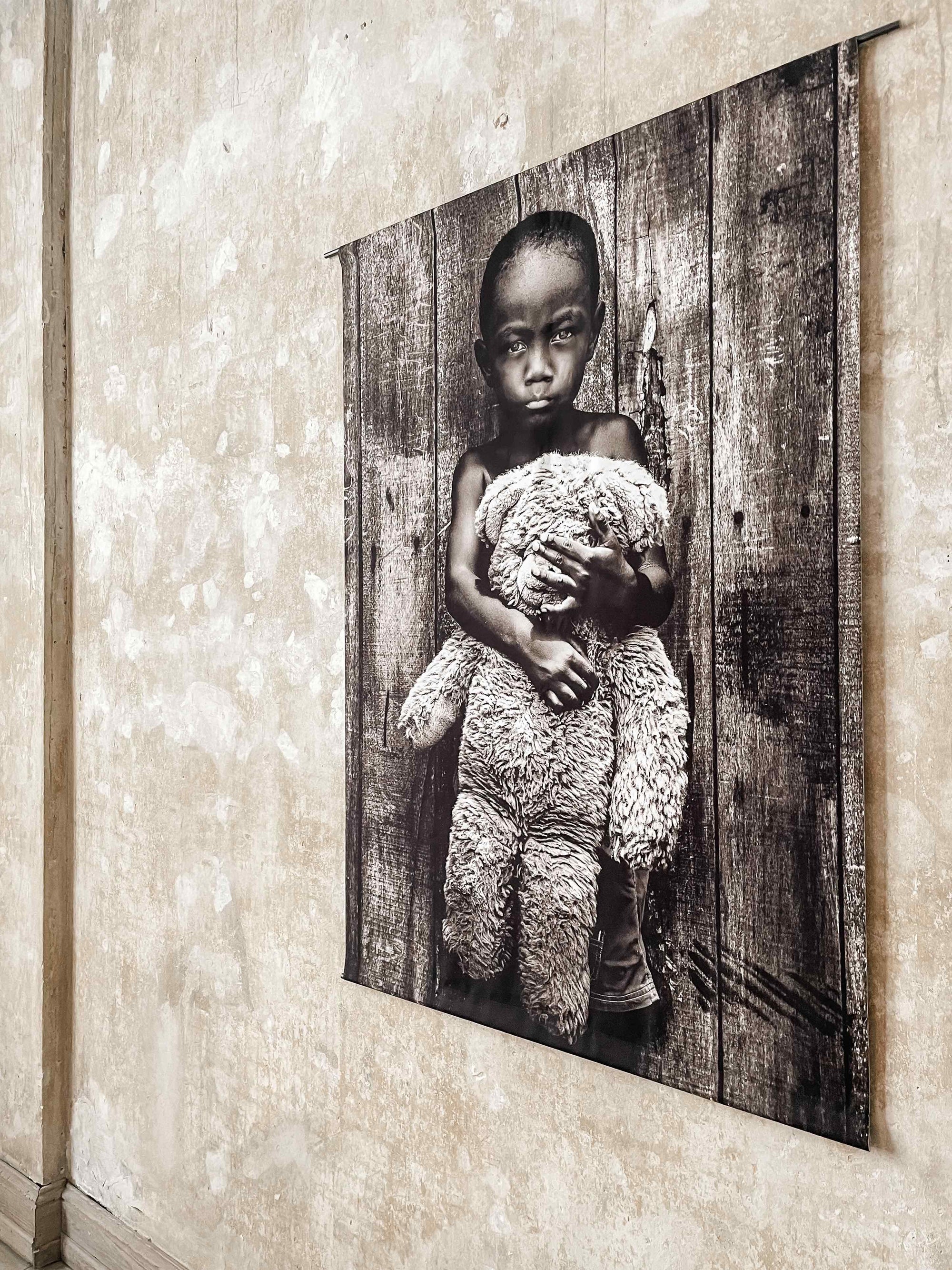Serge Anton Canvas "little boy with teddy"