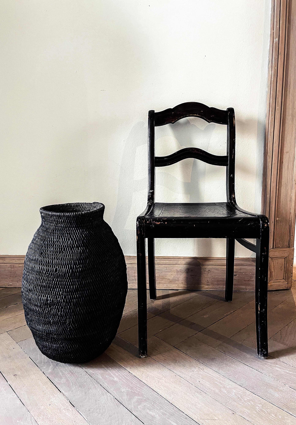 Buhera basket black