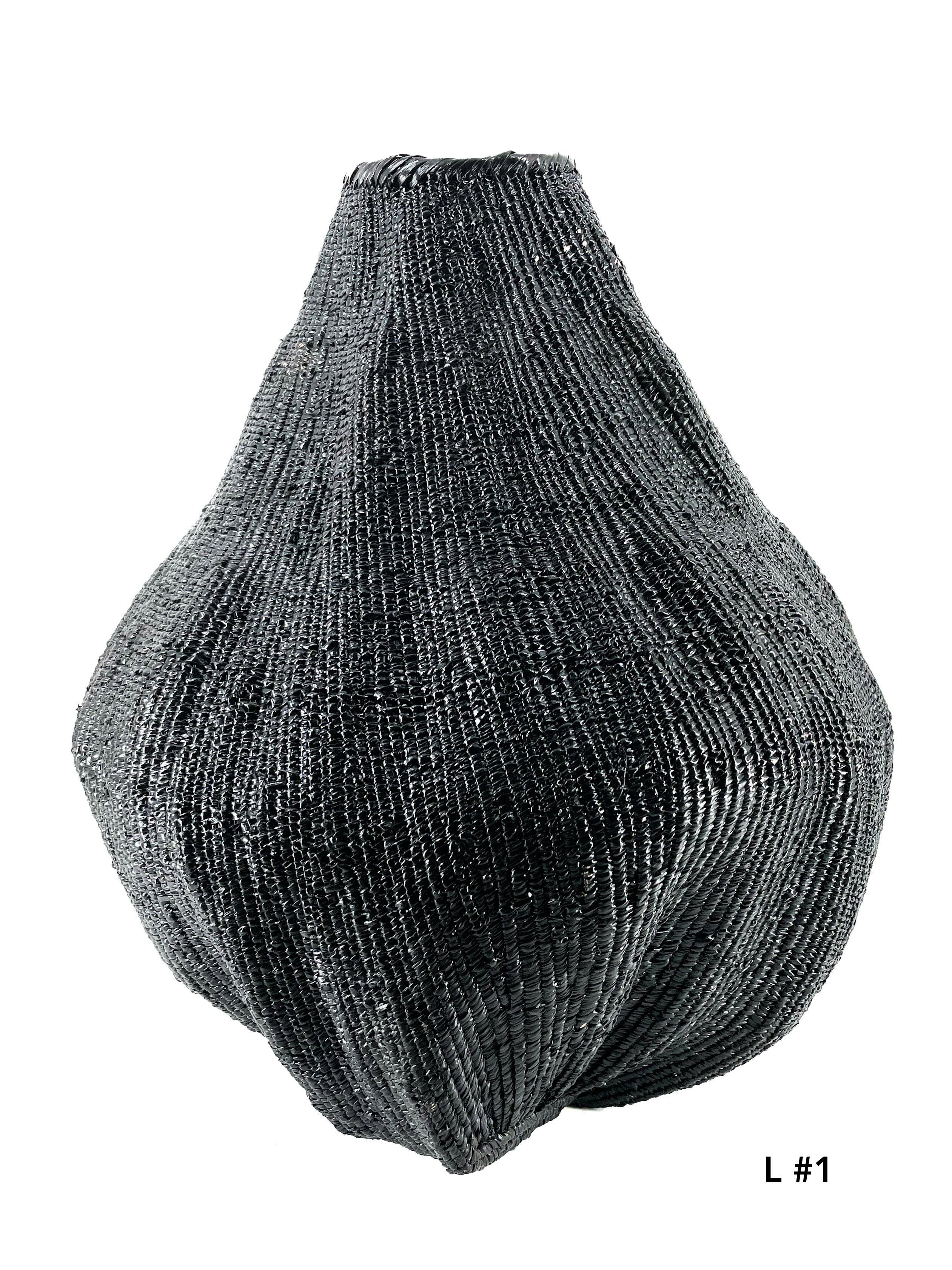 Garlic gourd black