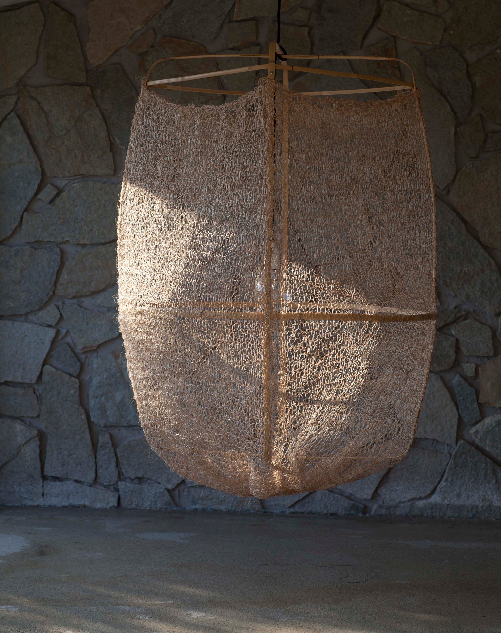 lamp bamboo / sisal tea dye