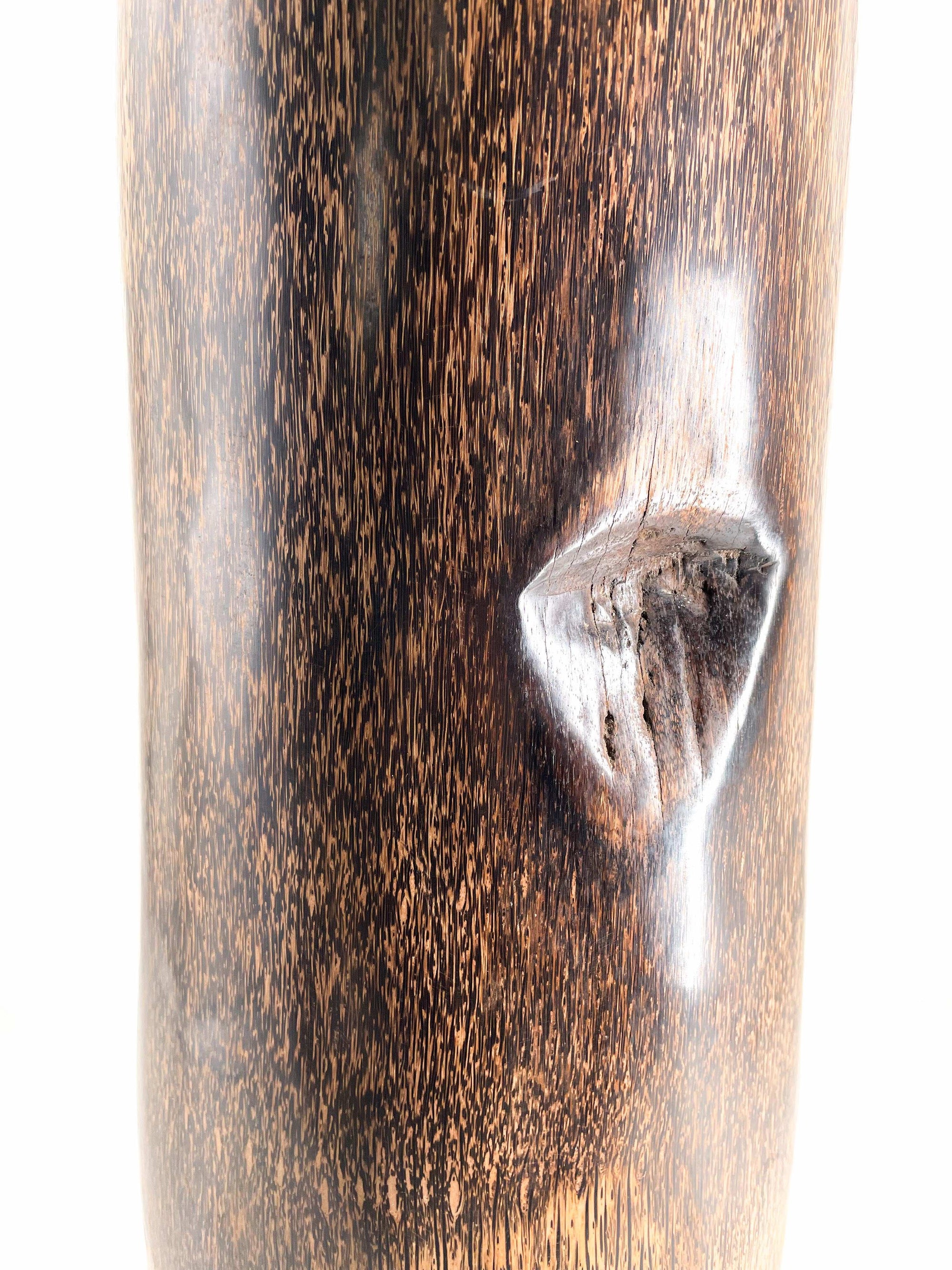 1m hohe Vase aus Palmenstamm