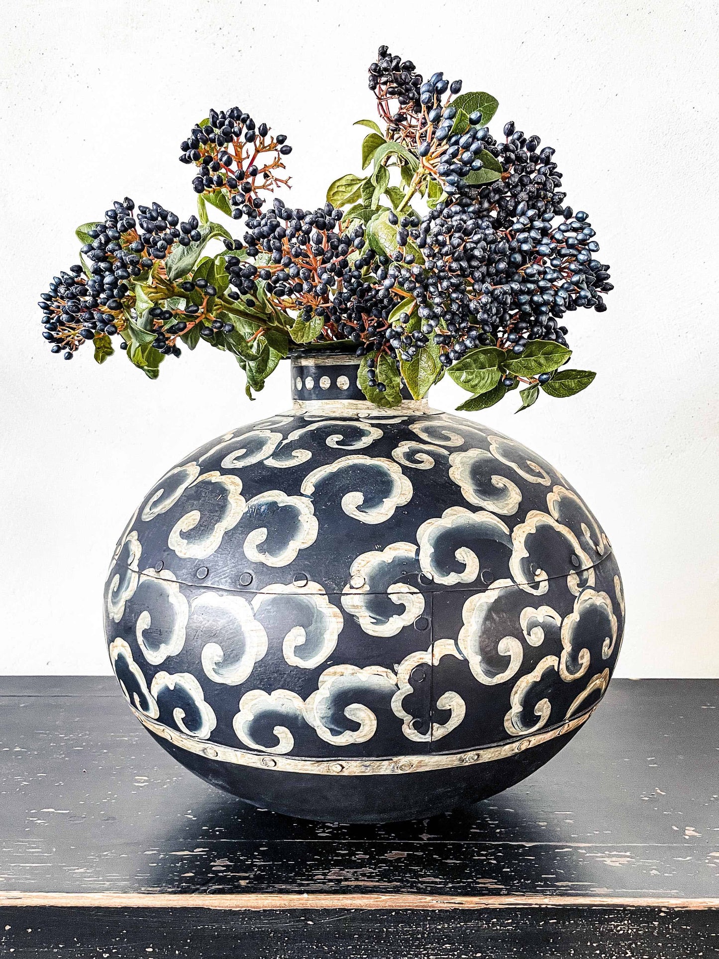 old hand-painted iron pot #2