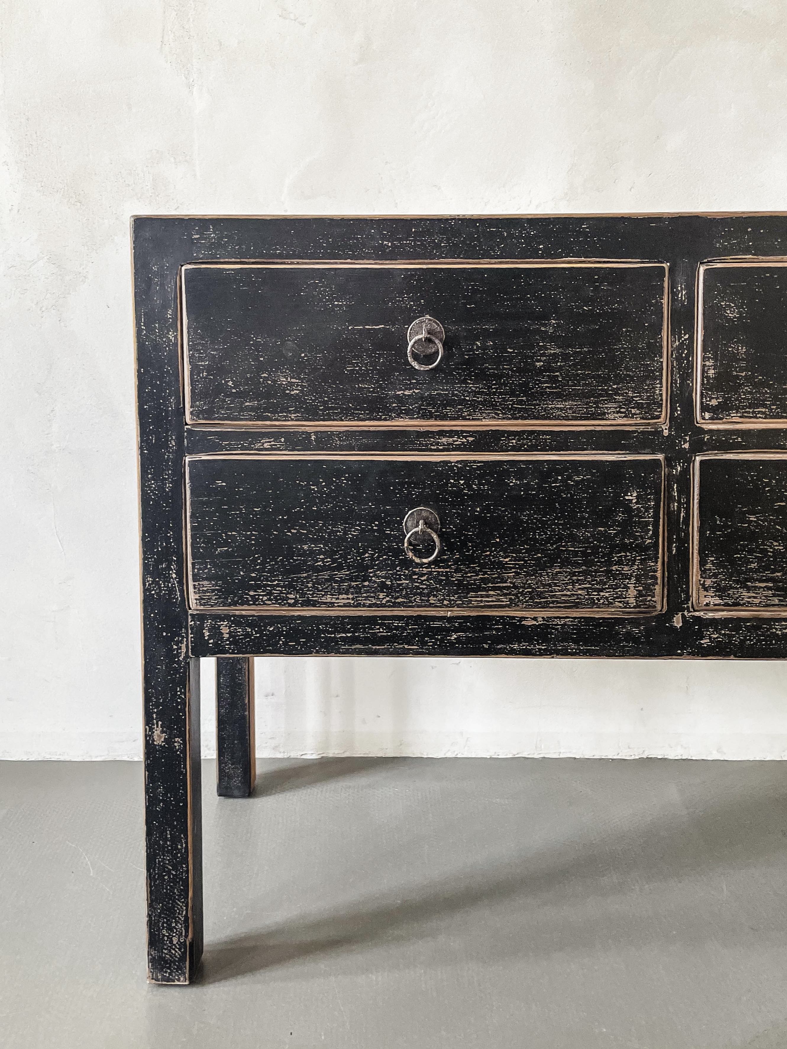 Altes chinesisches Sideboard