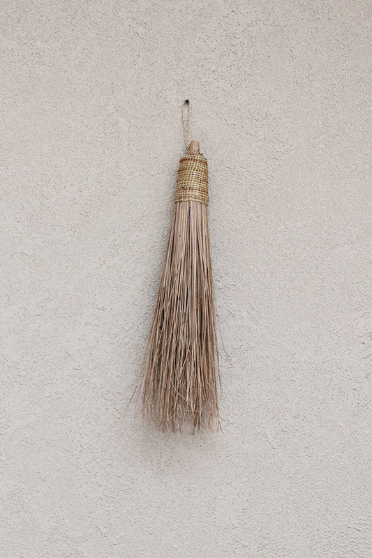 Decor broom coconut