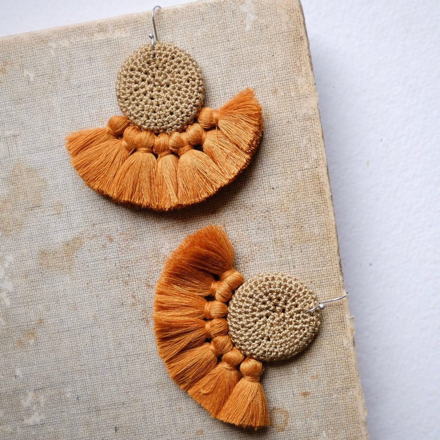 Earrings Crochet cumin & turmeric