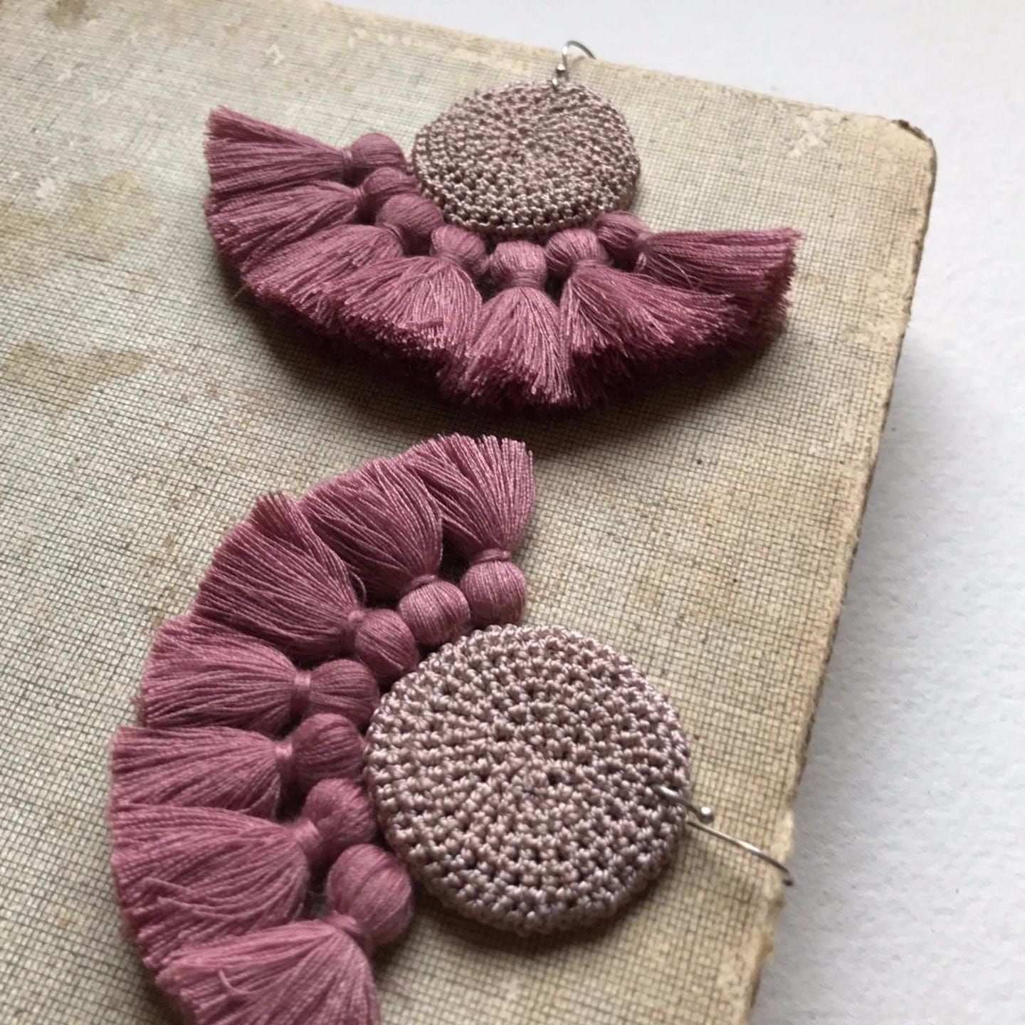 Earrings Crochet mink & dusty pink