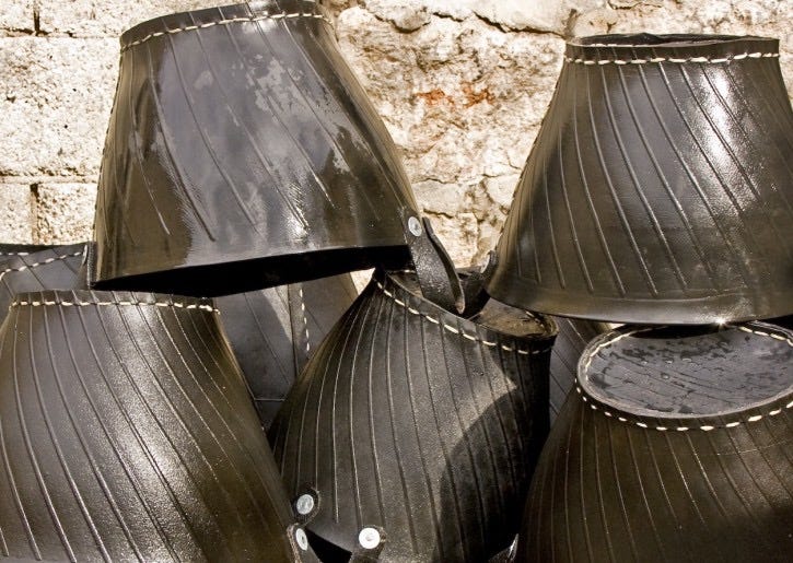 Korb XXL aus recycelten Autoreifen - Mo's Interior Art