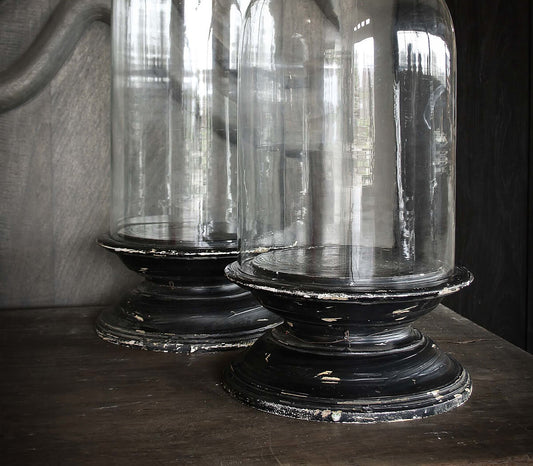 Glas Dom mit Holzsockel