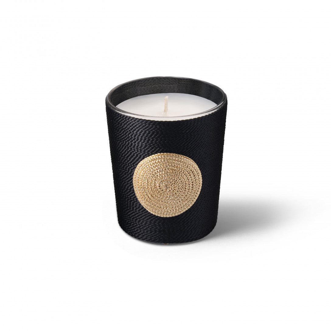 Dana Oud scented candle